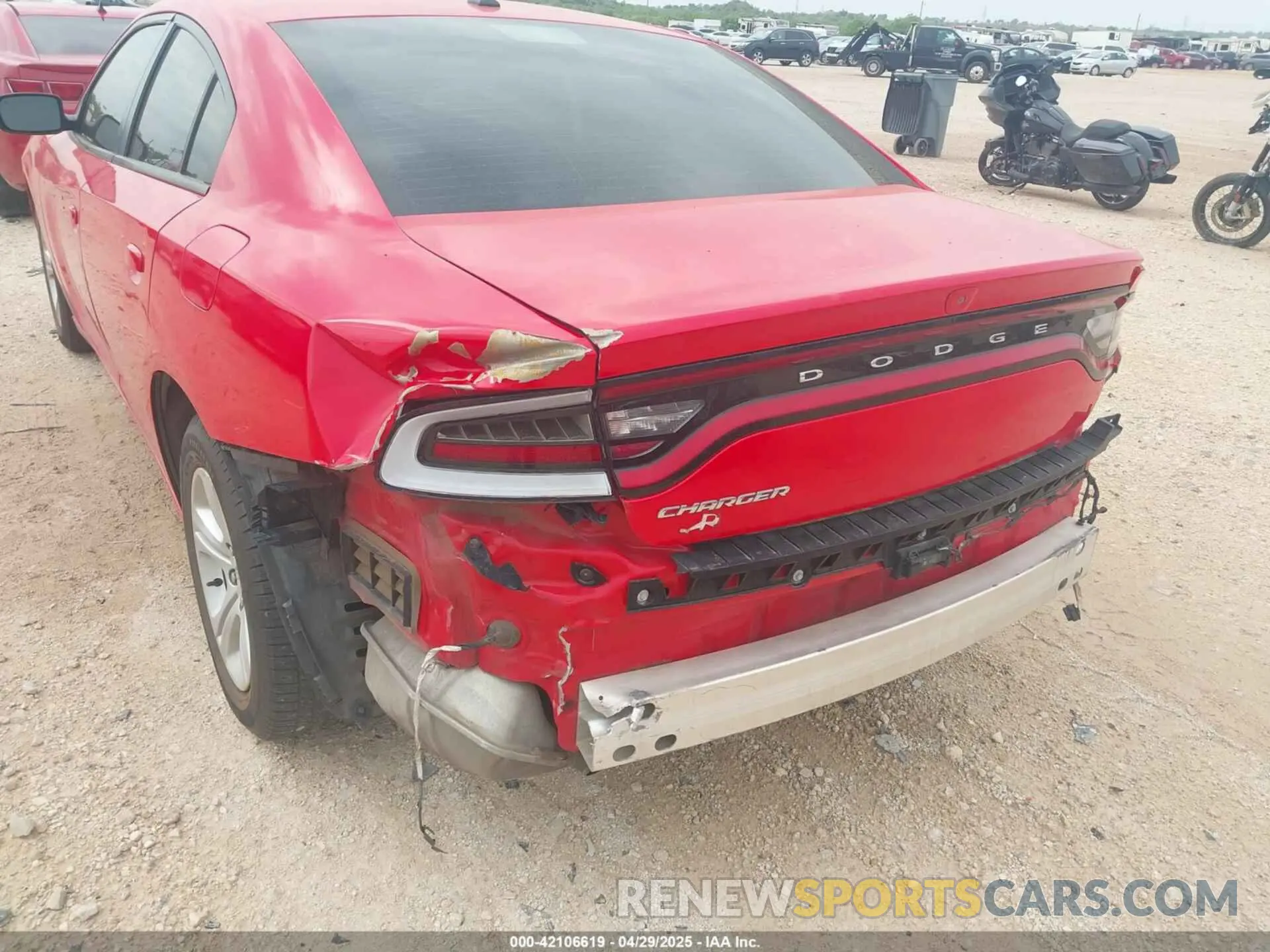 6 Photograph of a damaged car 2C3CDXBG5LH238953 DODGE CHARGER 2020