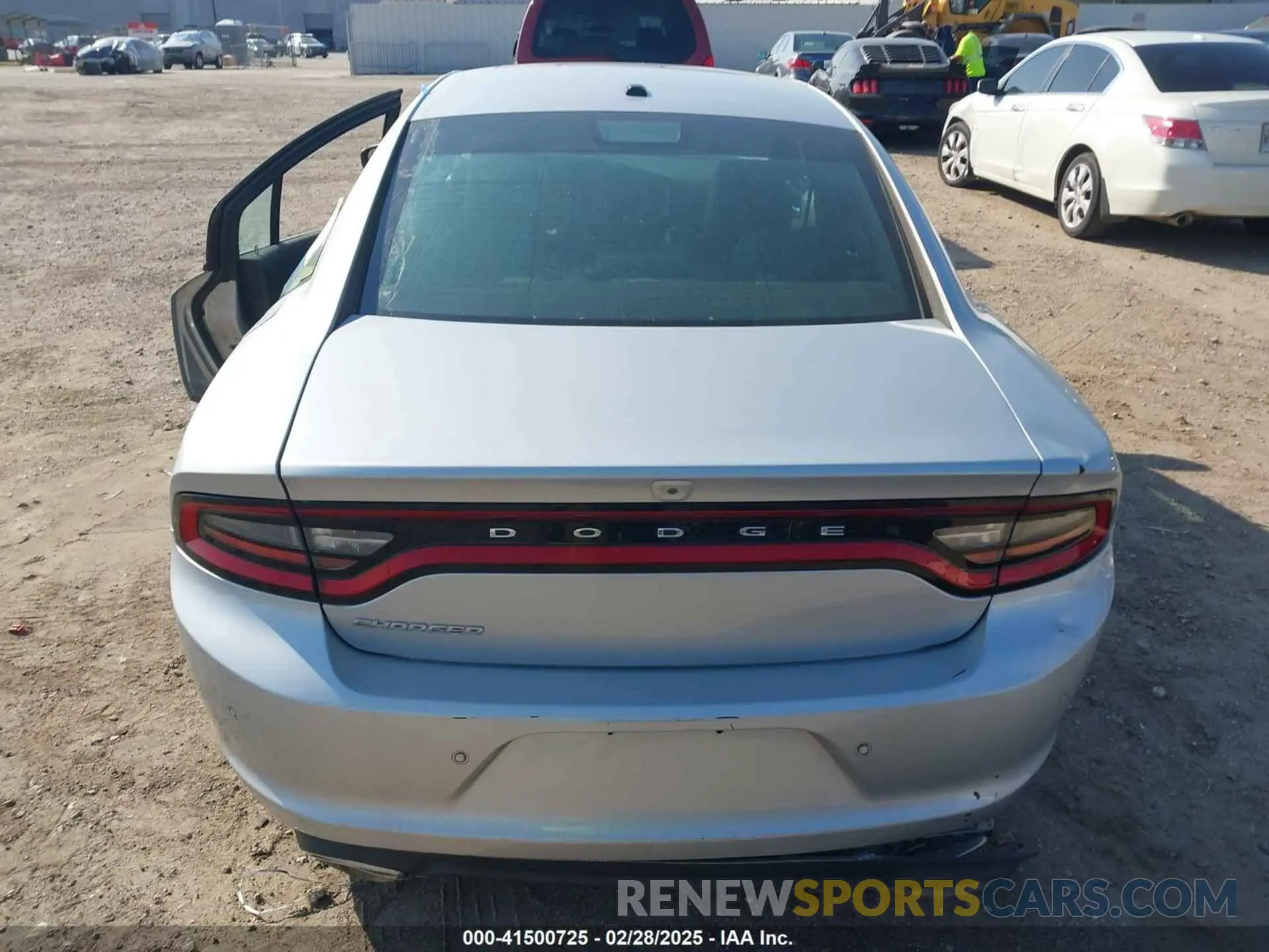 15 Photograph of a damaged car 2C3CDXBG6LH140109 DODGE CHARGER 2020