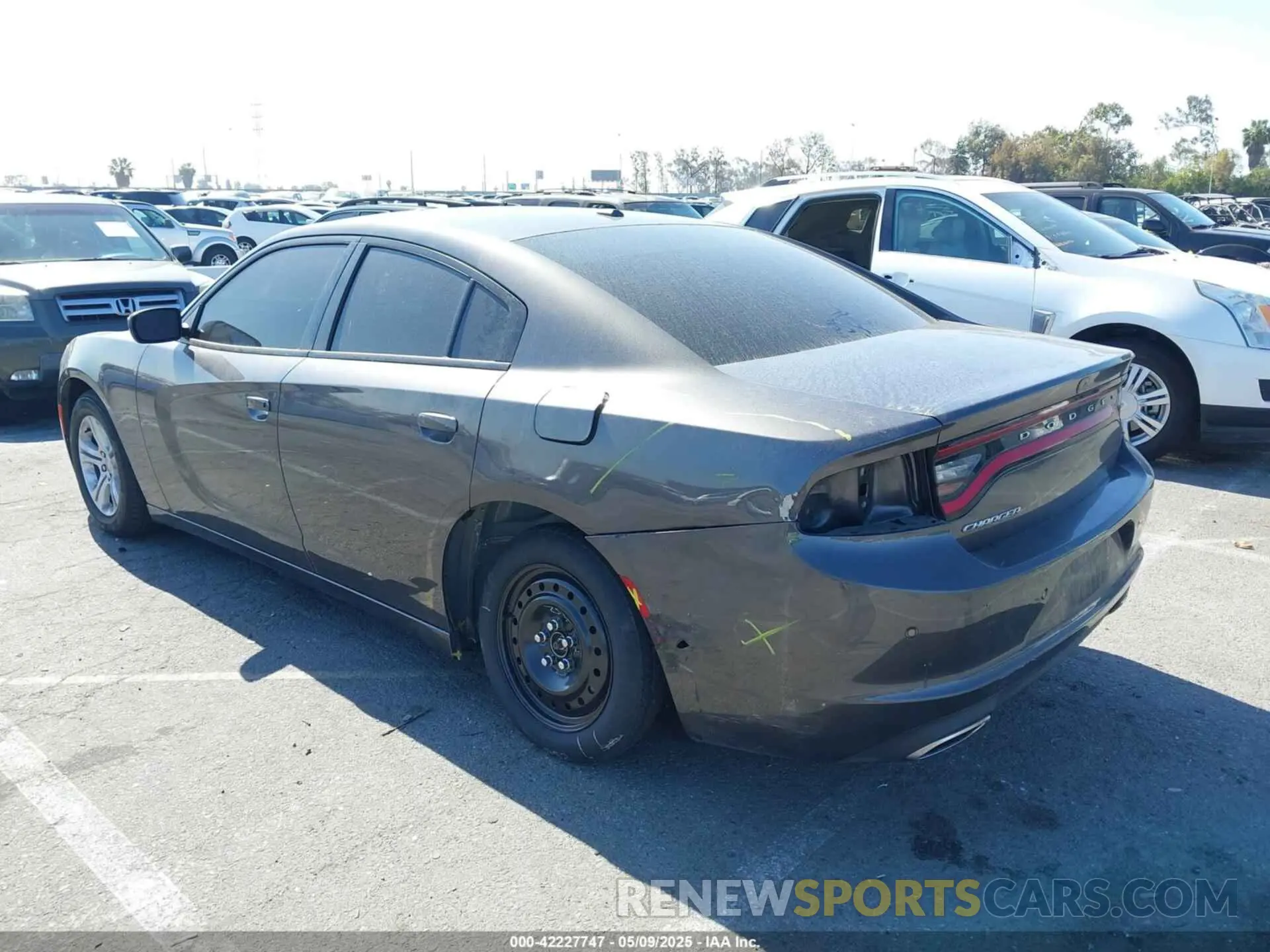 3 Photograph of a damaged car 2C3CDXBG6LH234913 DODGE CHARGER 2020