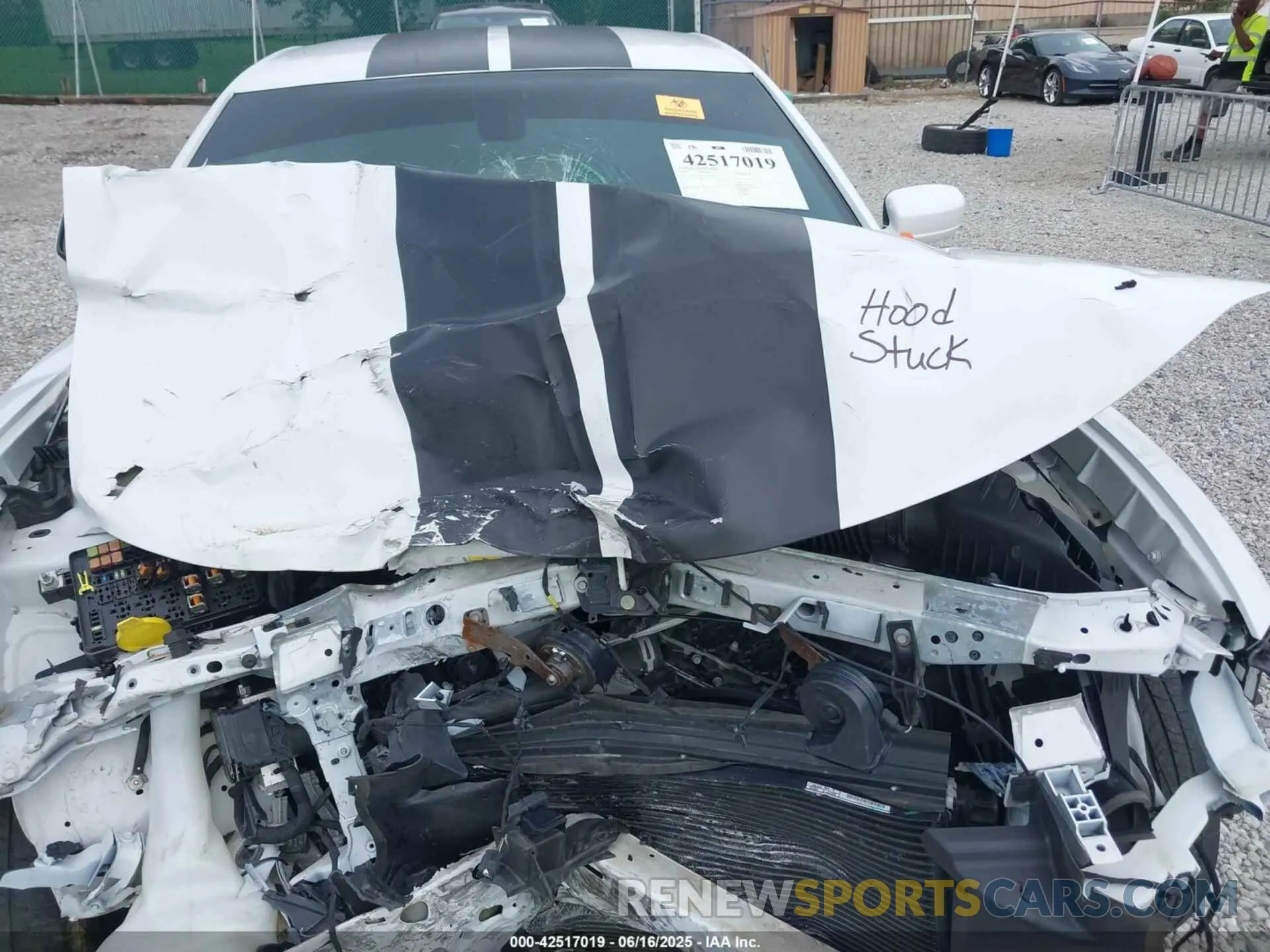 10 Photograph of a damaged car 2C3CDXBG7LH101822 DODGE CHARGER 2020