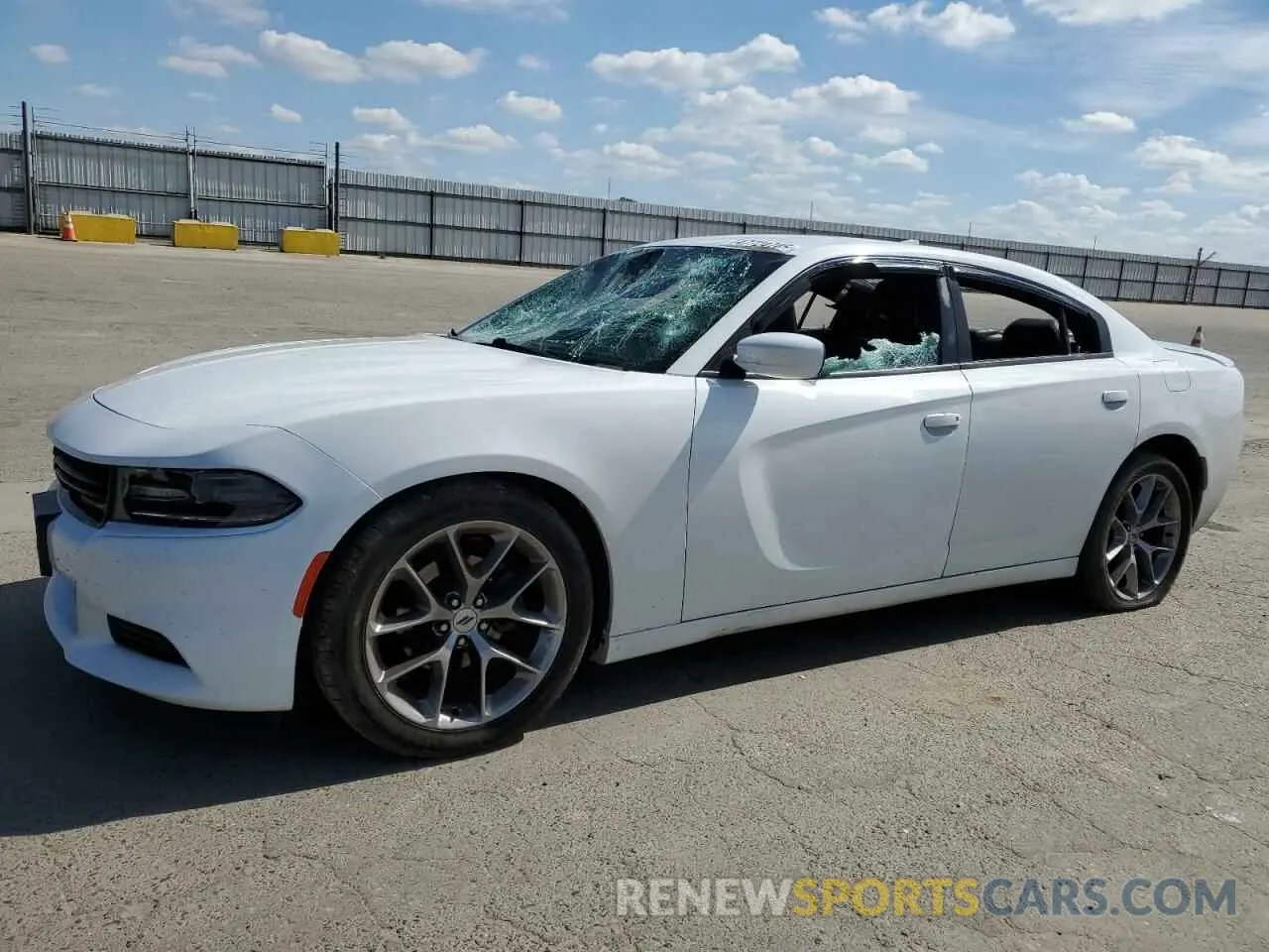 1 Photograph of a damaged car 2C3CDXBG7LH102260 DODGE CHARGER 2020