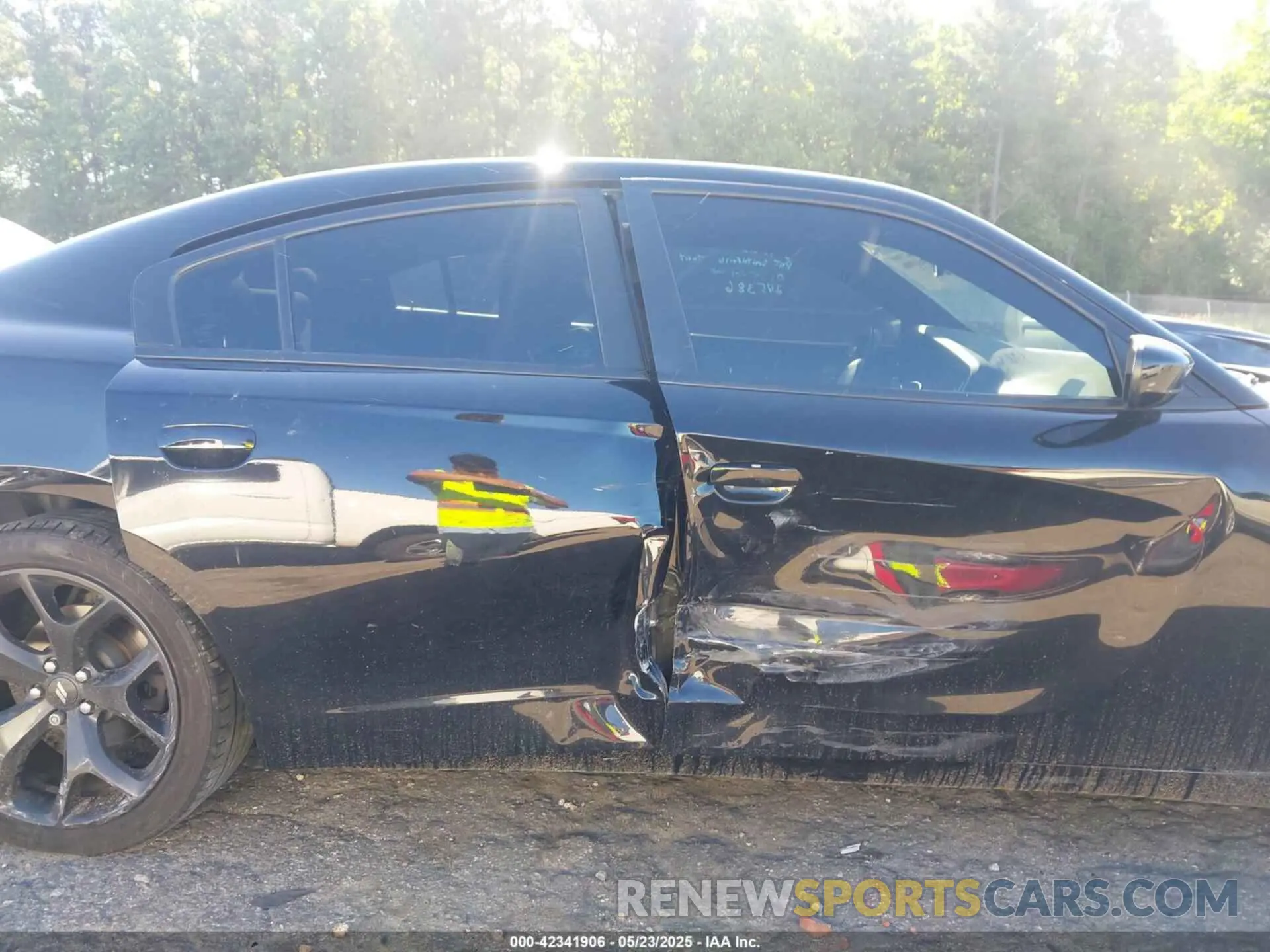 12 Photograph of a damaged car 2C3CDXBG7LH245368 DODGE CHARGER 2020