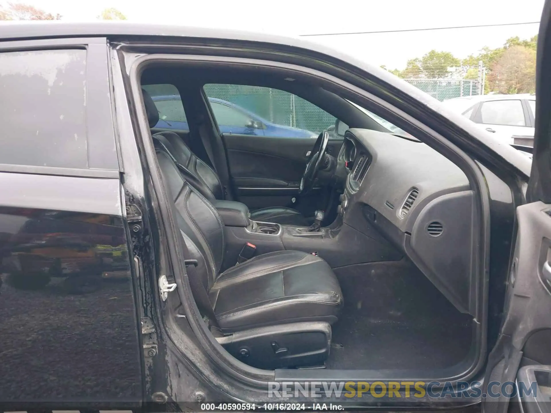 5 Photograph of a damaged car 2C3CDXBGXLH116282 DODGE CHARGER 2020