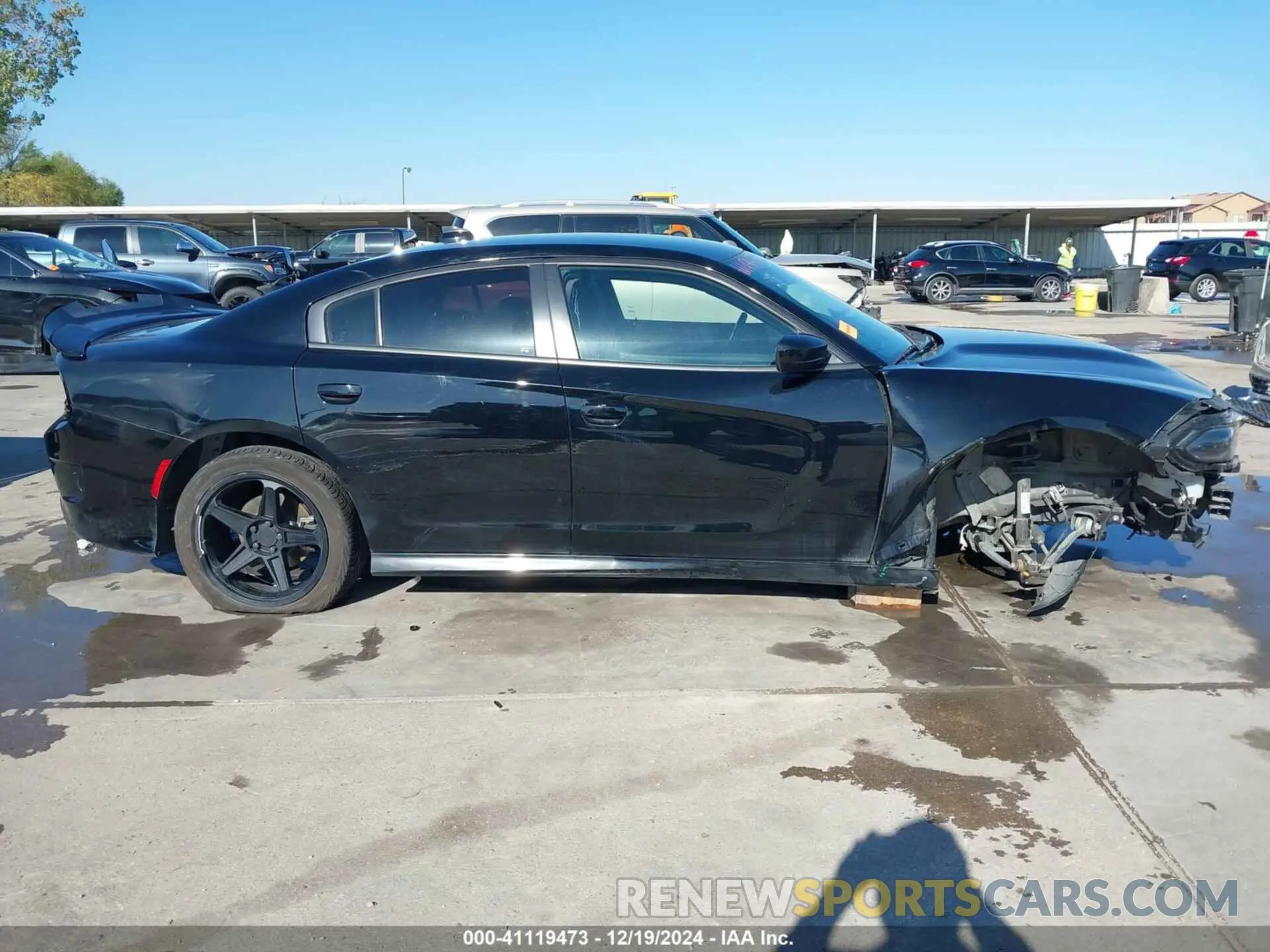 14 Photograph of a damaged car 2C3CDXCT0LH183274 DODGE CHARGER 2020