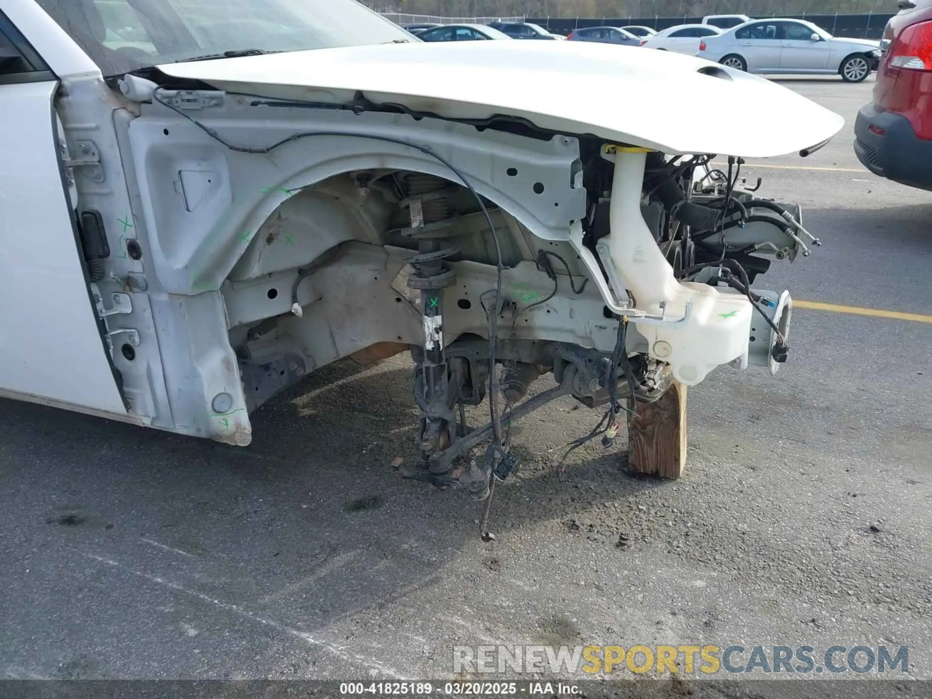 19 Photograph of a damaged car 2C3CDXCT1LH199869 DODGE CHARGER 2020