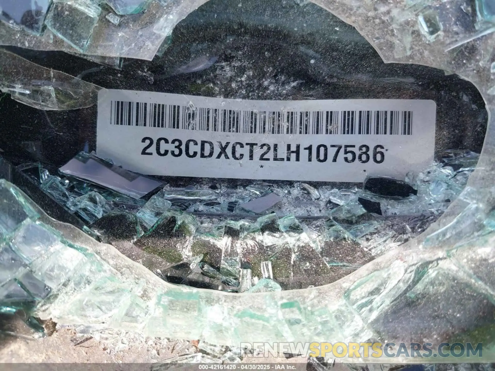 9 Photograph of a damaged car 2C3CDXCT2LH107586 DODGE CHARGER 2020