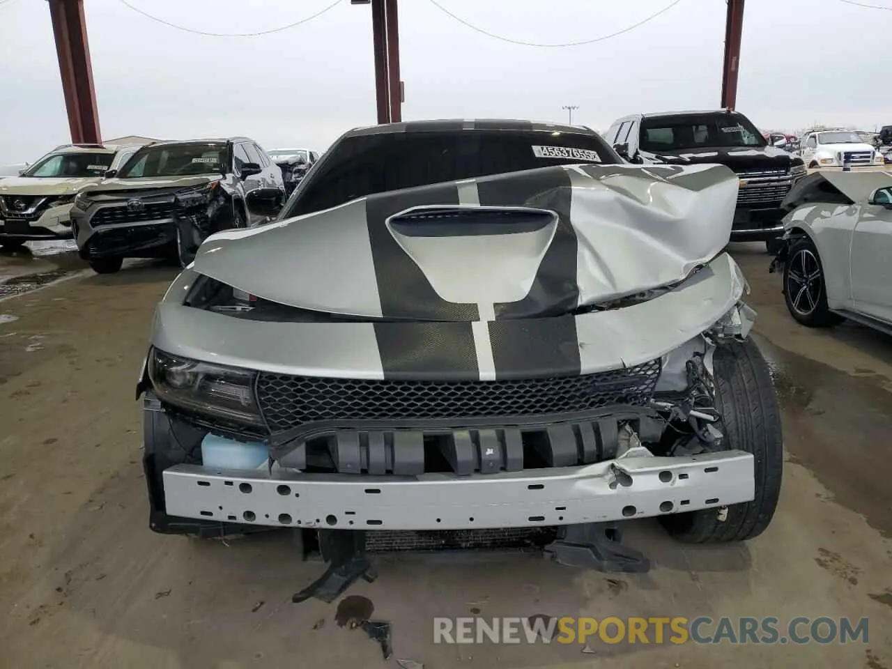 5 Photograph of a damaged car 2C3CDXCT3LH175038 DODGE CHARGER 2020