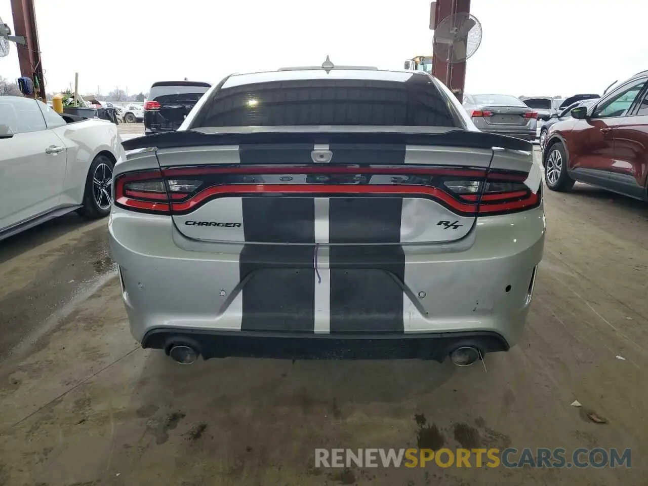 6 Photograph of a damaged car 2C3CDXCT3LH175038 DODGE CHARGER 2020