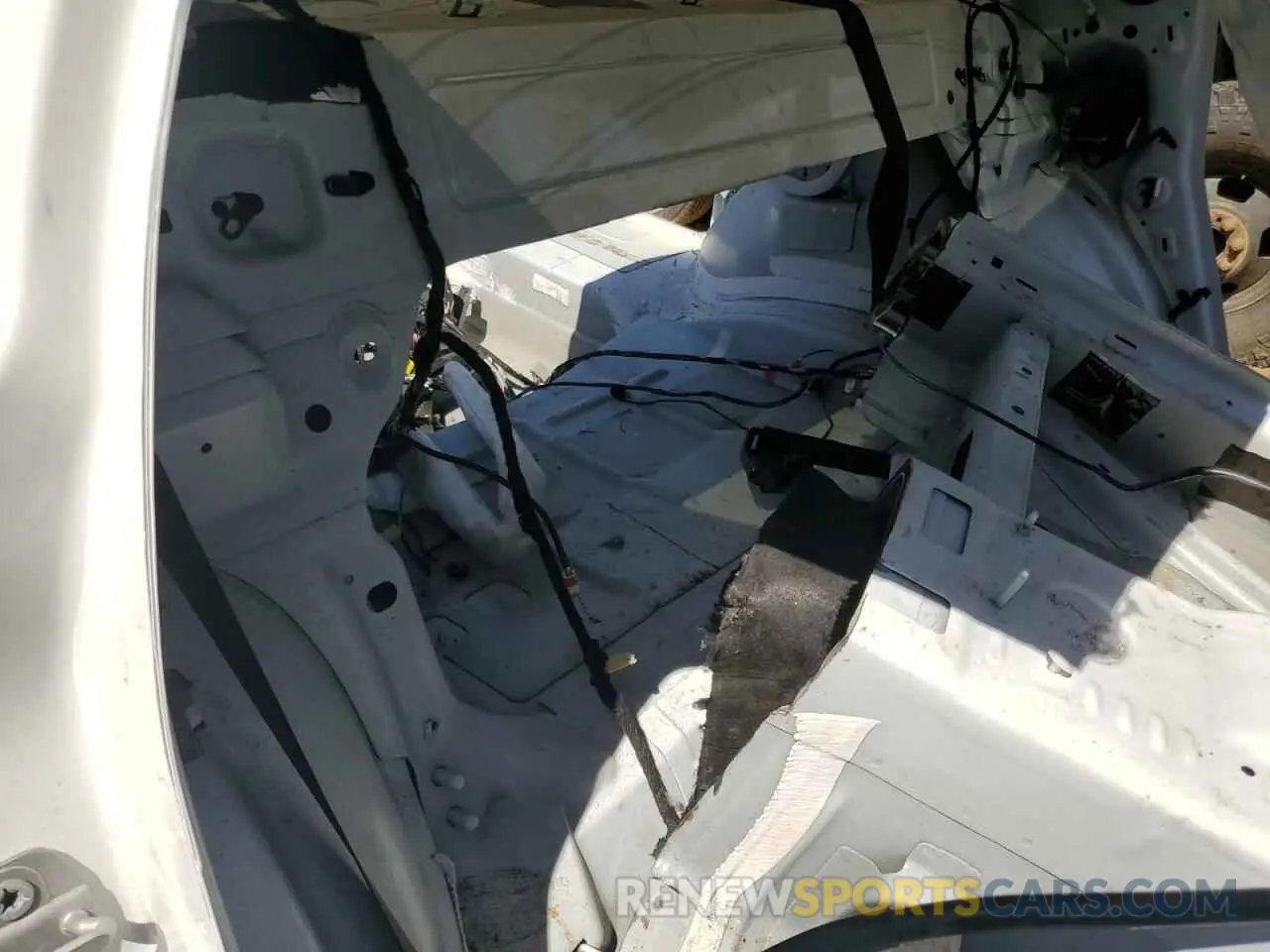 10 Photograph of a damaged car 2C3CDXCT4LH135454 DODGE CHARGER 2020