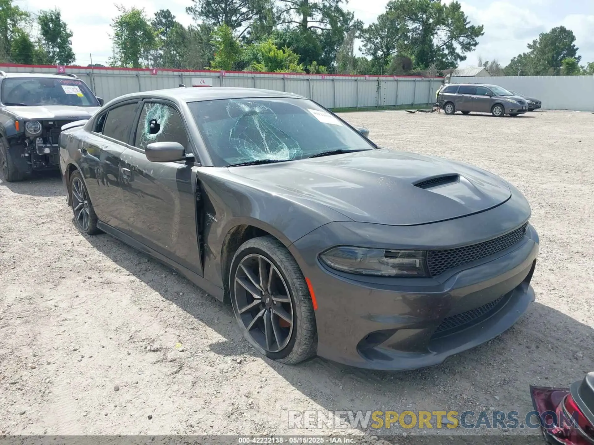 1 Photograph of a damaged car 2C3CDXCT4LH154053 DODGE CHARGER 2020