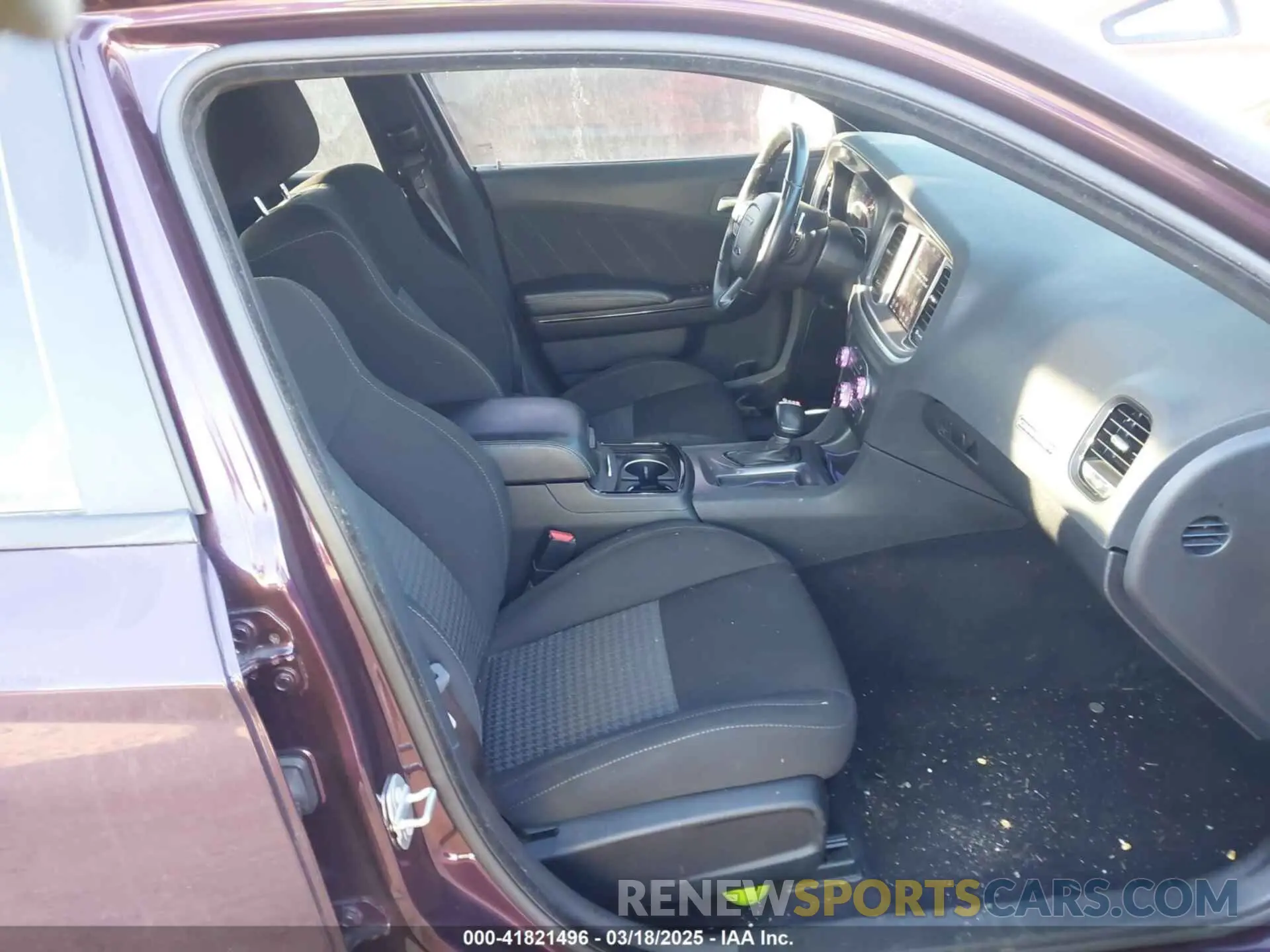 5 Photograph of a damaged car 2C3CDXCT4LH178403 DODGE CHARGER 2020