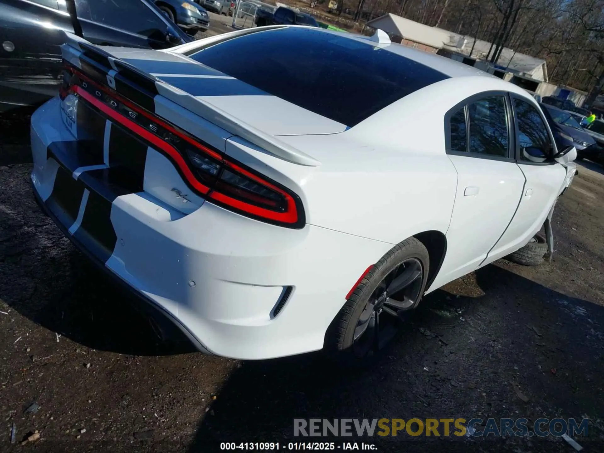 4 Photograph of a damaged car 2C3CDXCT5LH159956 DODGE CHARGER 2020