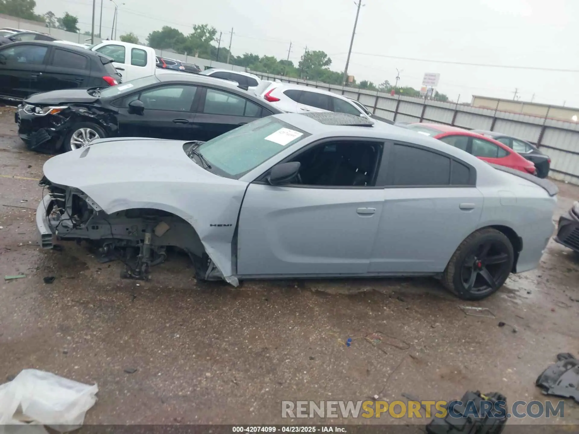 14 Photograph of a damaged car 2C3CDXCT6LH195574 DODGE CHARGER 2020