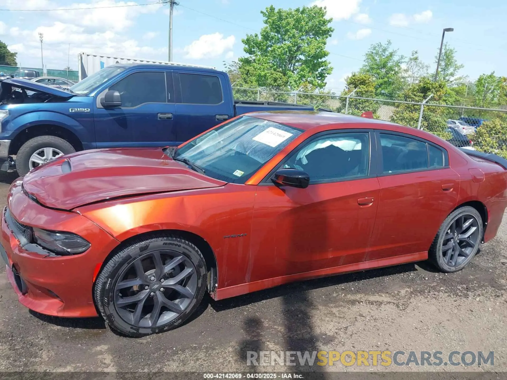 14 Photograph of a damaged car 2C3CDXCT7LH176452 DODGE CHARGER 2020