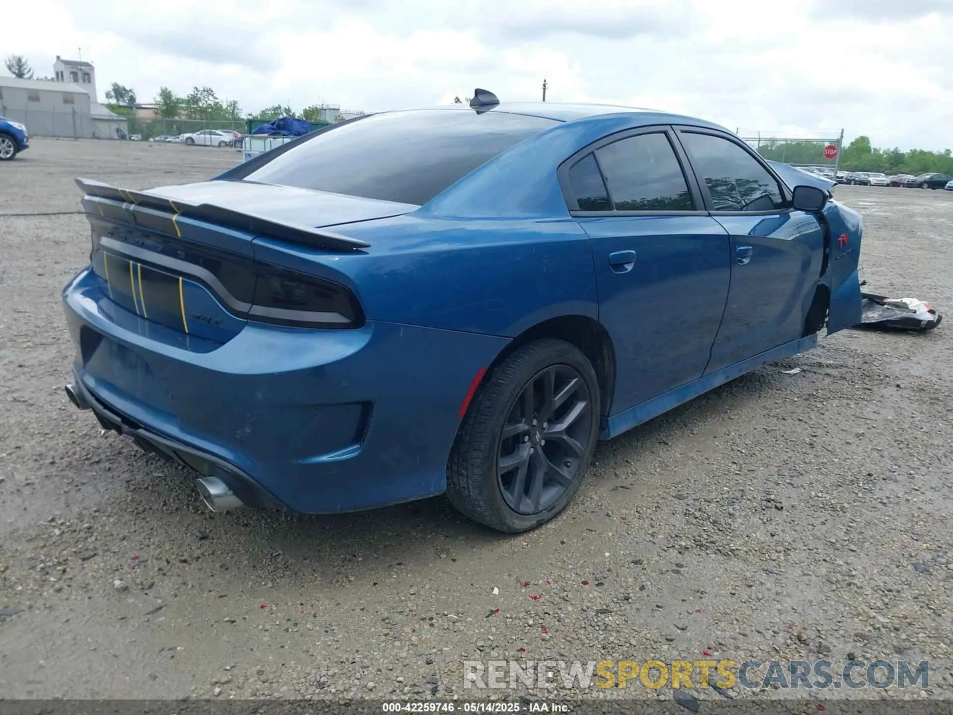 4 Photograph of a damaged car 2C3CDXCT8LH204808 DODGE CHARGER 2020