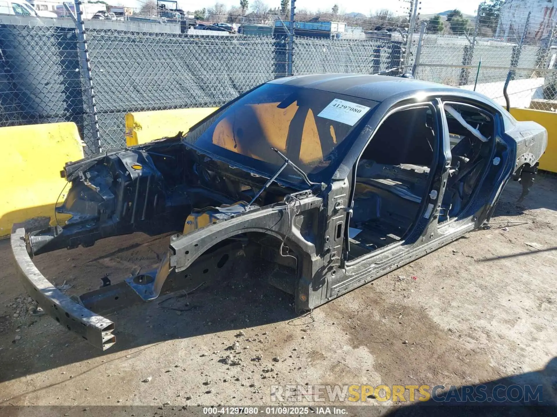 2 Photograph of a damaged car 2C3CDXGJ1LH160546 DODGE CHARGER 2020