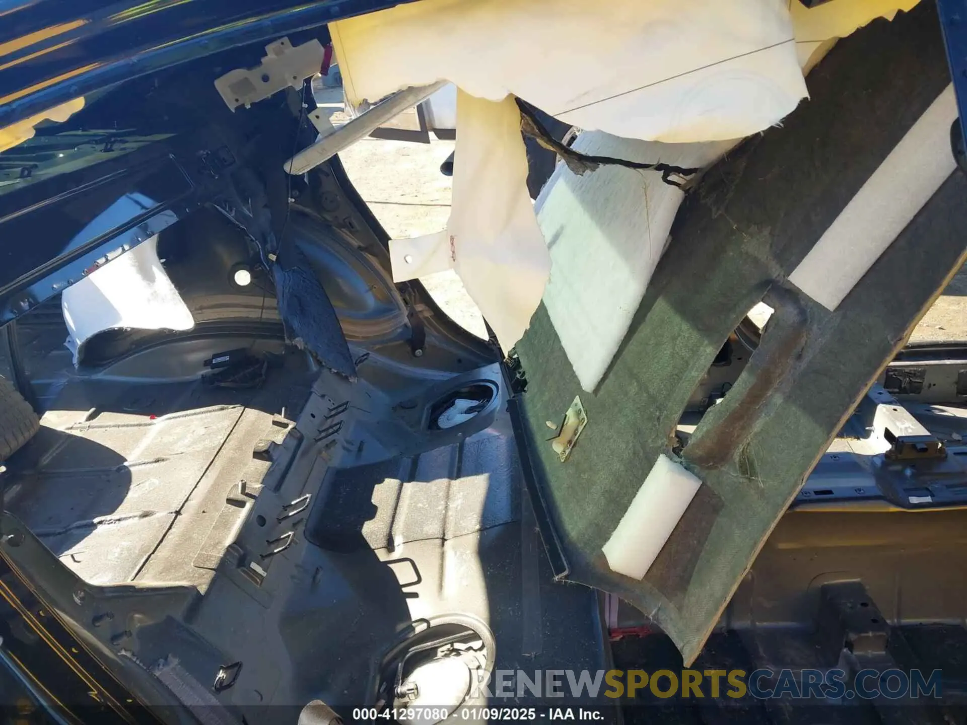 8 Photograph of a damaged car 2C3CDXGJ1LH160546 DODGE CHARGER 2020