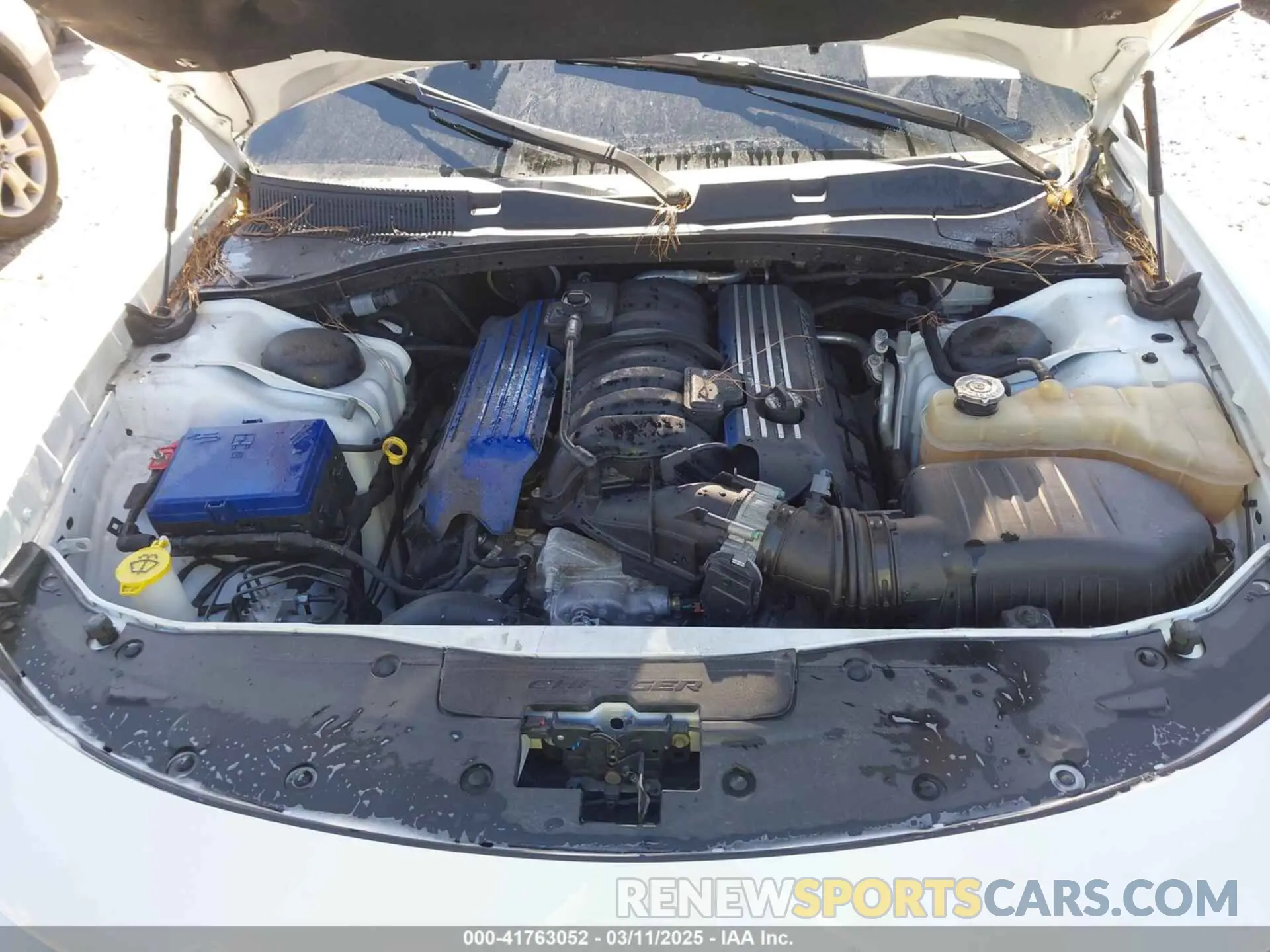 10 Photograph of a damaged car 2C3CDXGJ1LH202374 DODGE CHARGER 2020