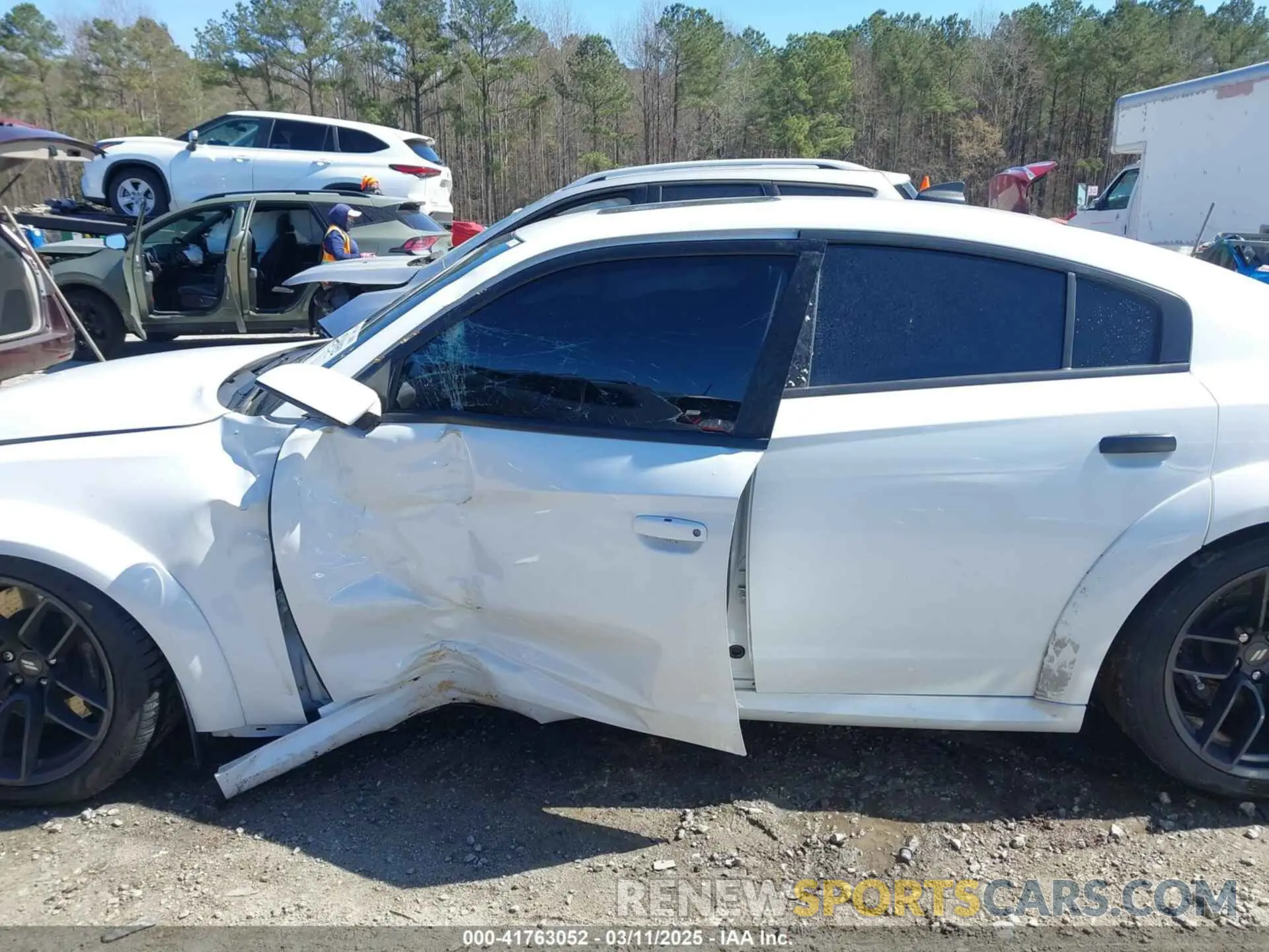 14 Photograph of a damaged car 2C3CDXGJ1LH202374 DODGE CHARGER 2020