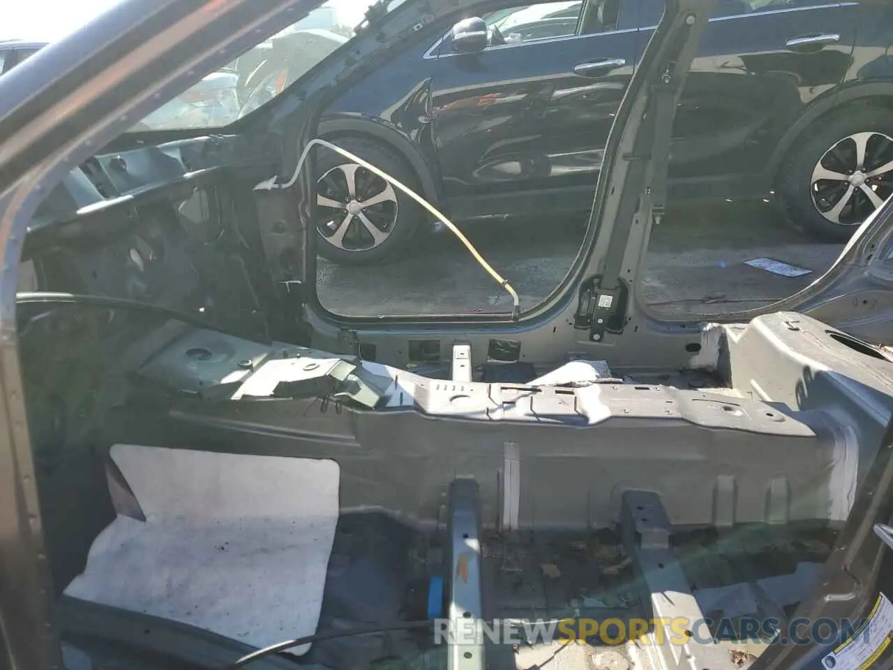 7 Photograph of a damaged car 2C3CDXGJ2LH221533 DODGE CHARGER 2020
