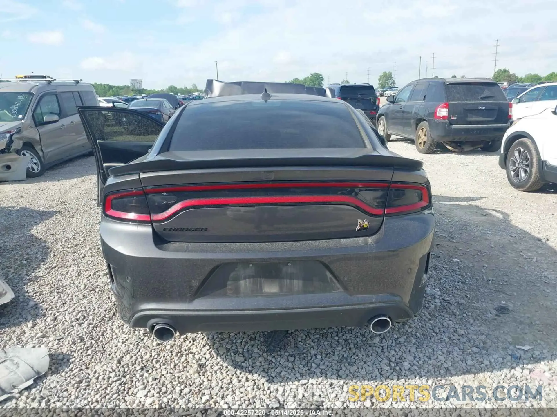 17 Photograph of a damaged car 2C3CDXGJ3LH244464 DODGE CHARGER 2020