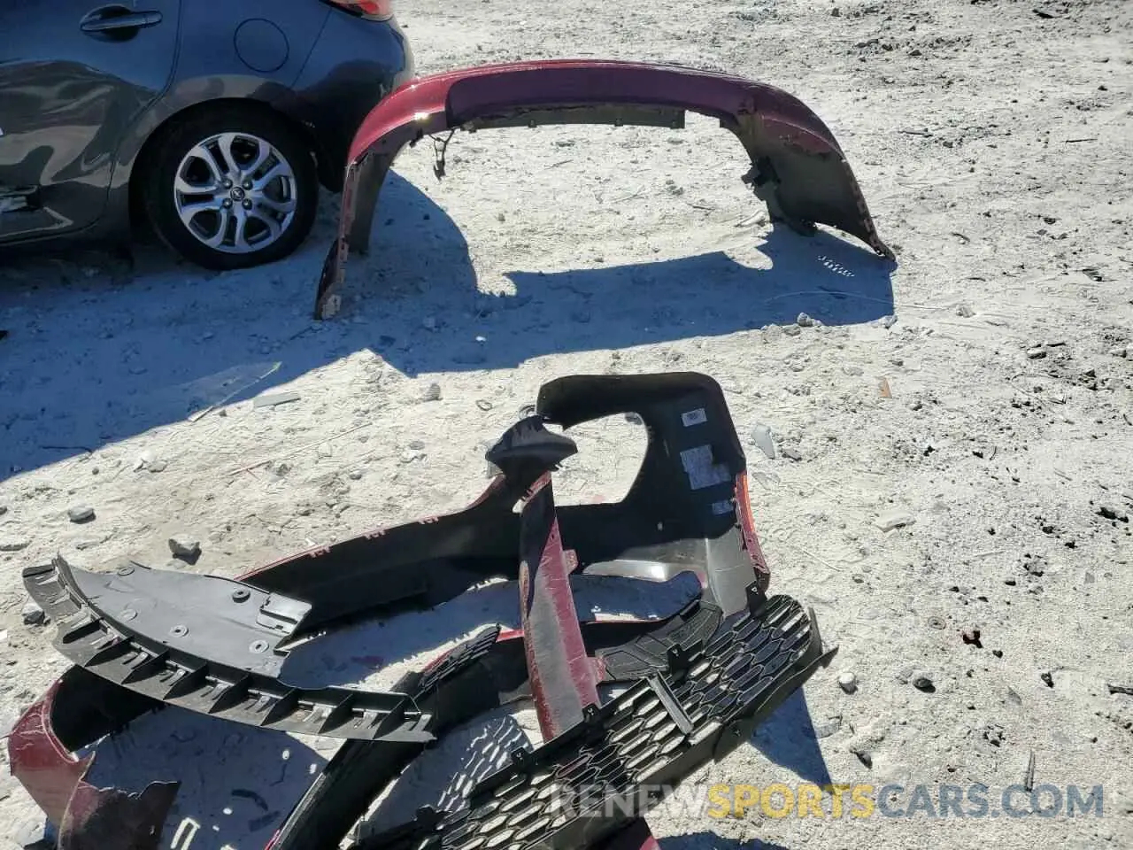 14 Photograph of a damaged car 2C3CDXGJ4LH107436 DODGE CHARGER 2020