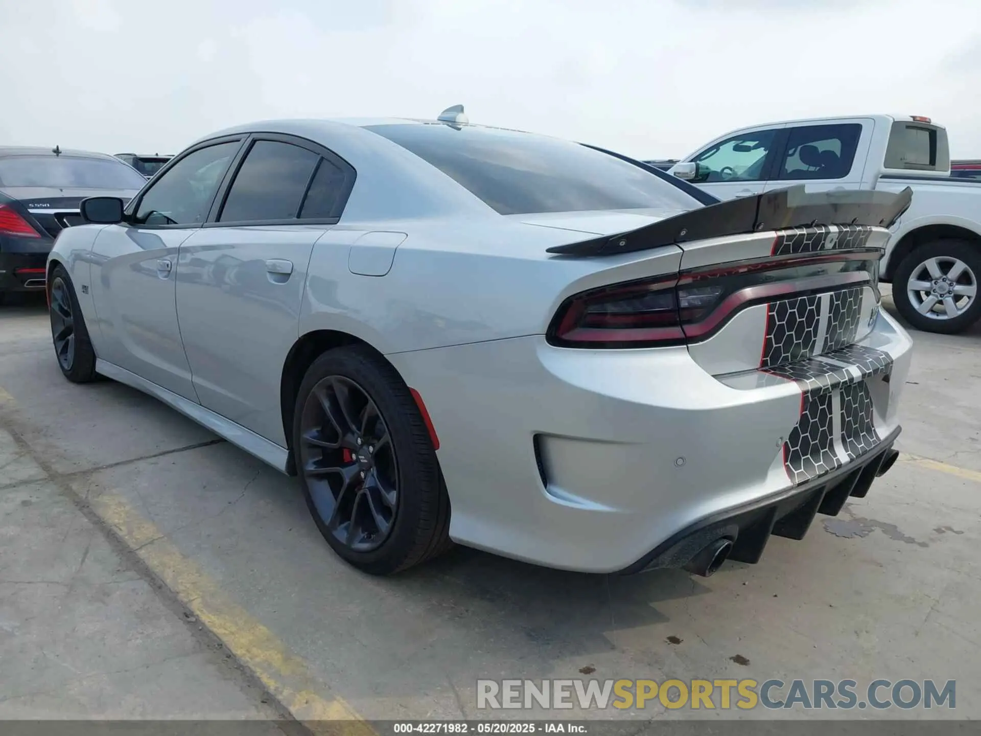 3 Photograph of a damaged car 2C3CDXGJ5LH159013 DODGE CHARGER 2020