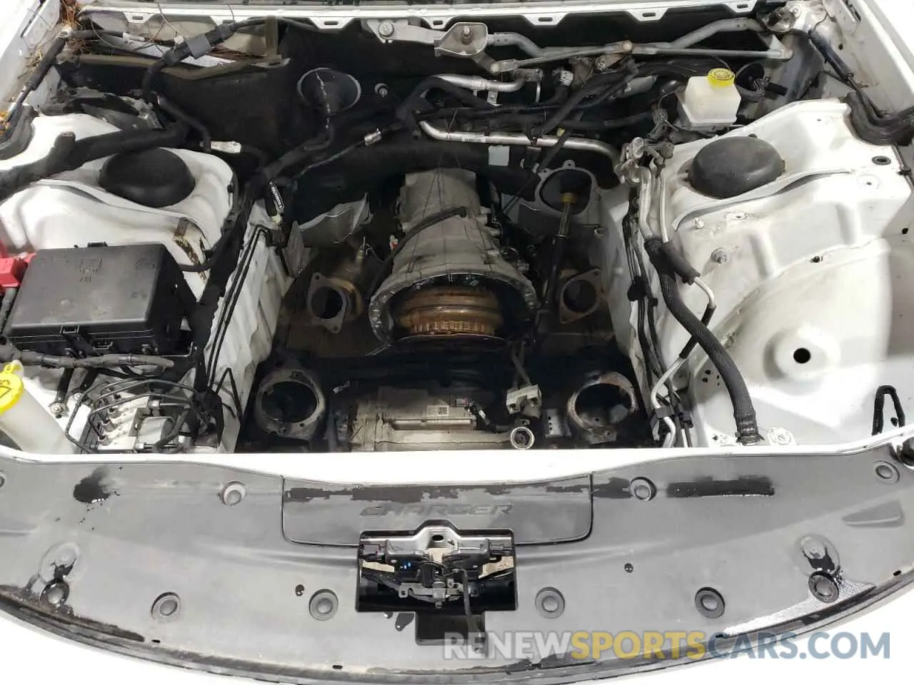11 Photograph of a damaged car 2C3CDXGJ6LH107132 DODGE CHARGER 2020