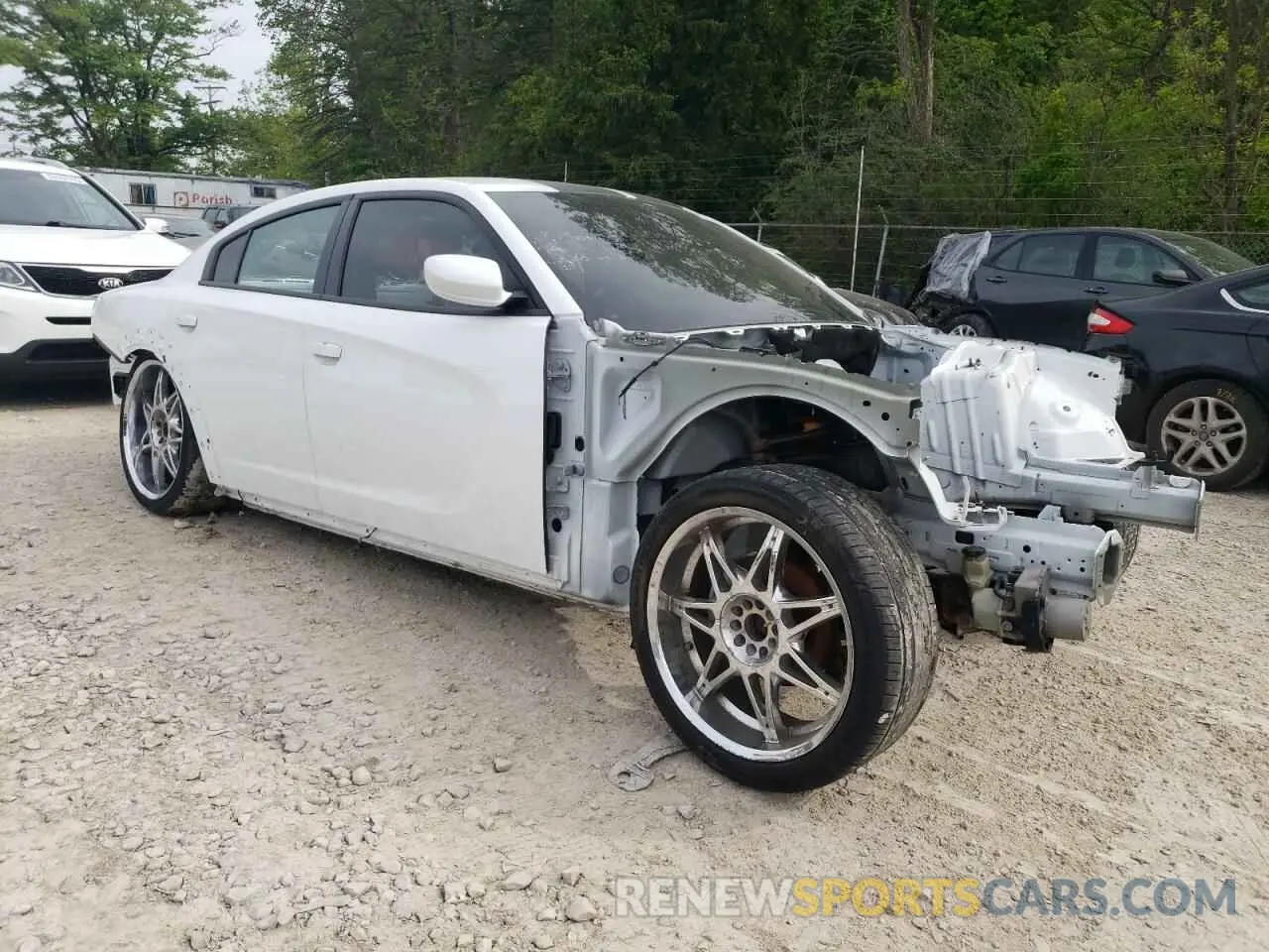 4 Photograph of a damaged car 2C3CDXGJ7LH137806 DODGE CHARGER 2020