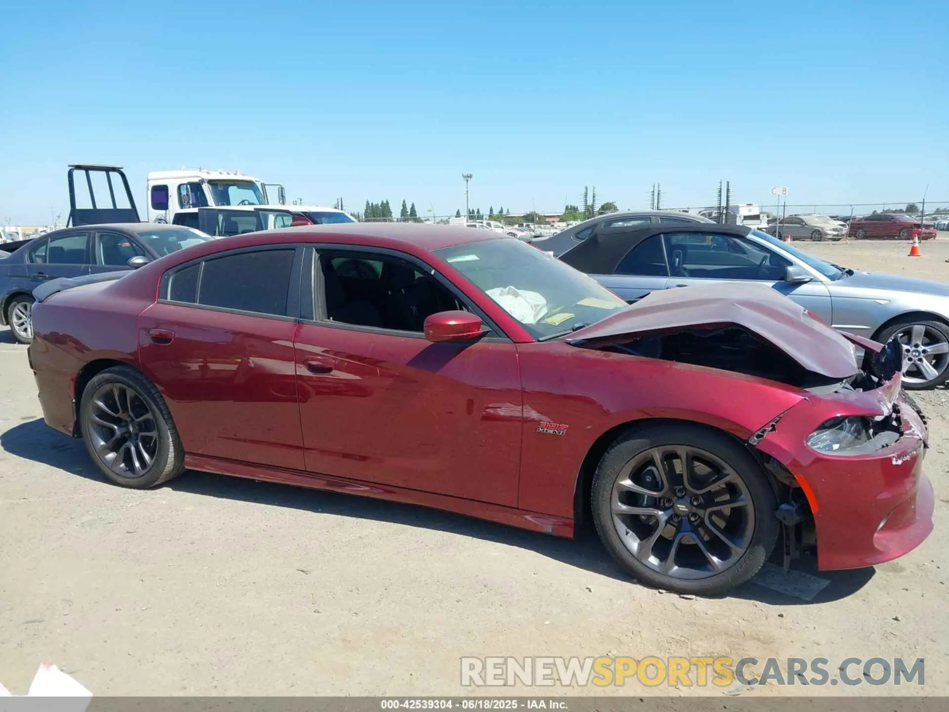 12 Photograph of a damaged car 2C3CDXGJ7LH156162 DODGE CHARGER 2020