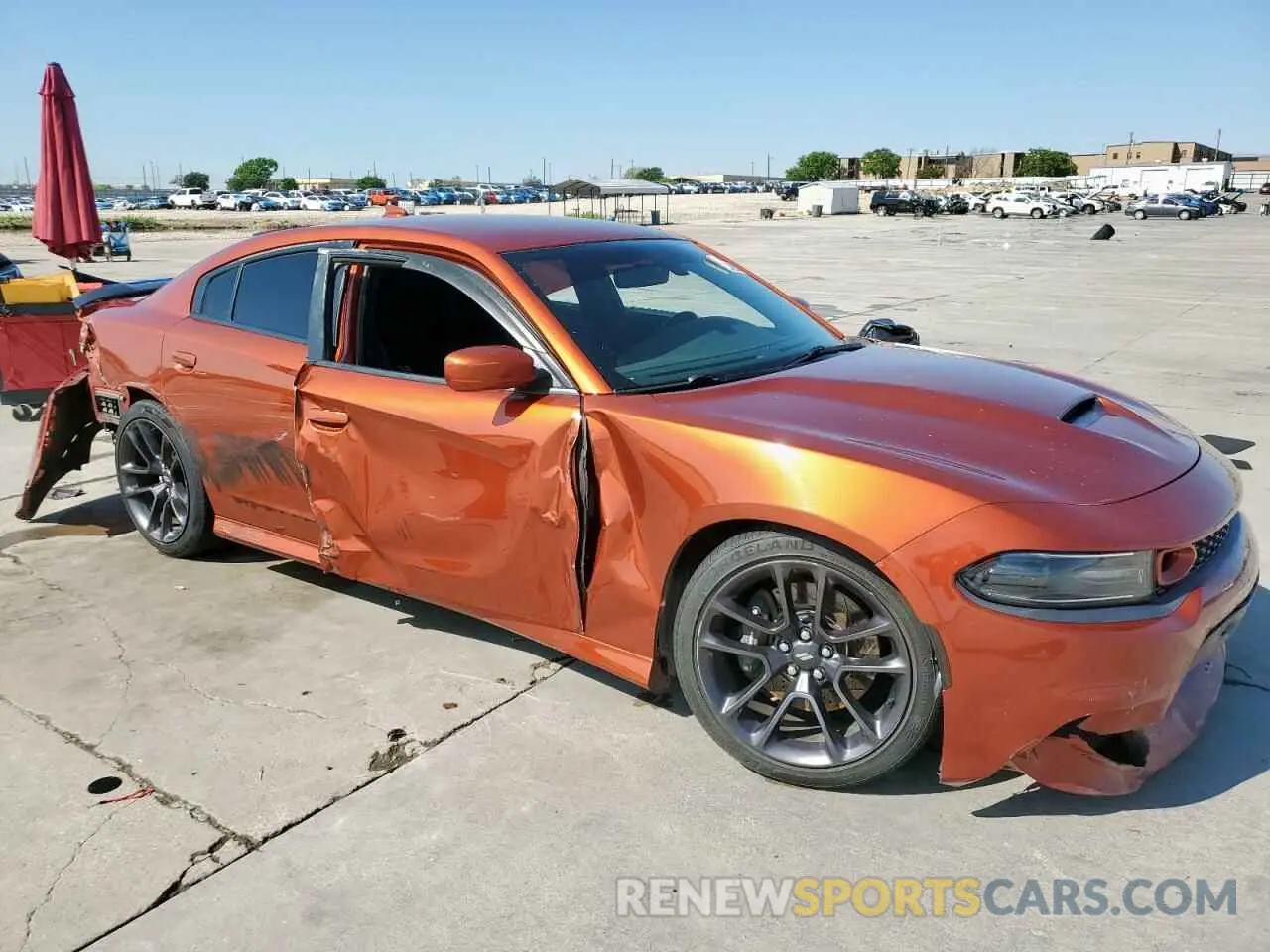 4 Photograph of a damaged car 2C3CDXGJ7LH181692 DODGE CHARGER 2020