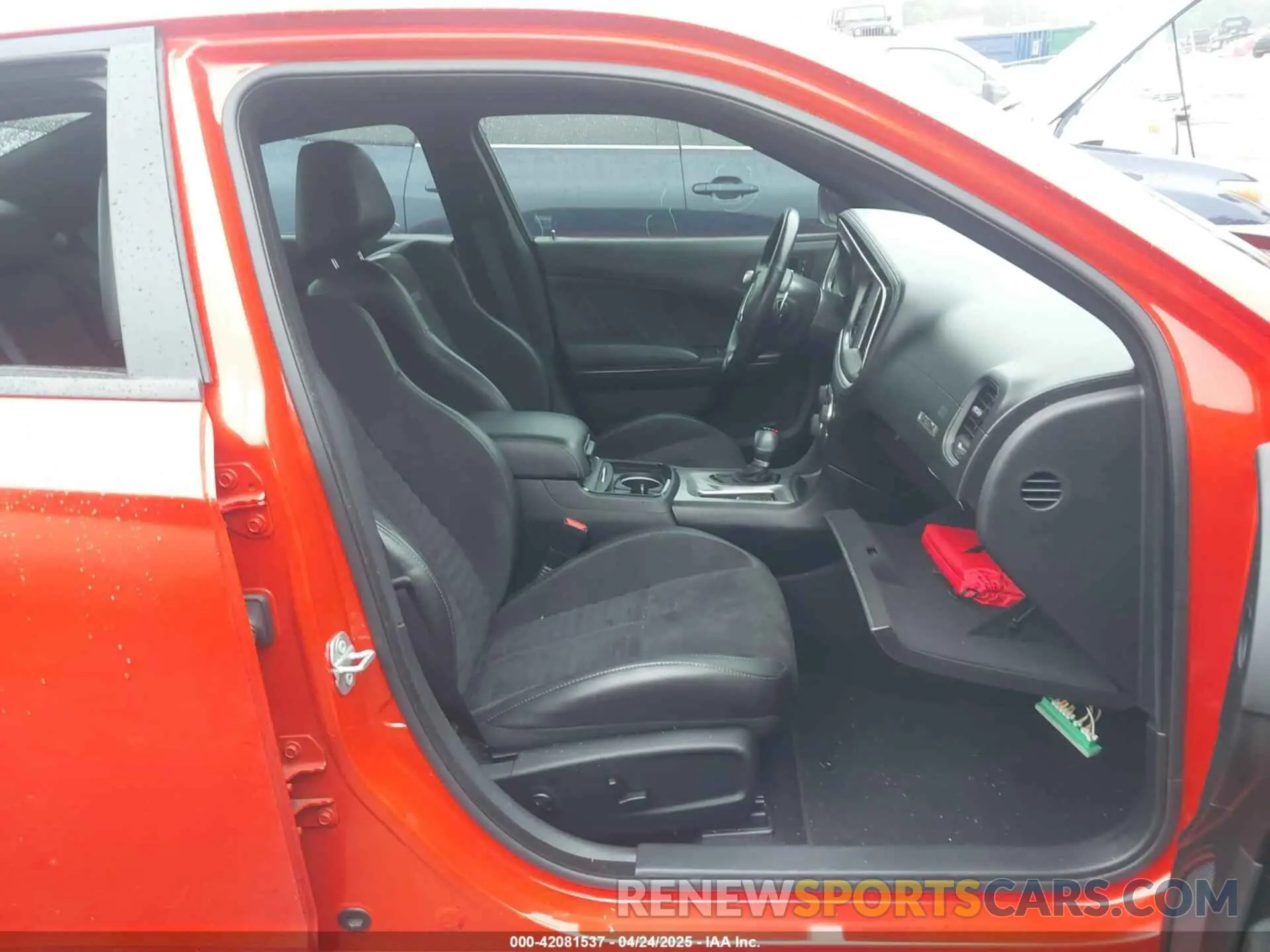 5 Photograph of a damaged car 2C3CDXGJ8LH162326 DODGE CHARGER 2020