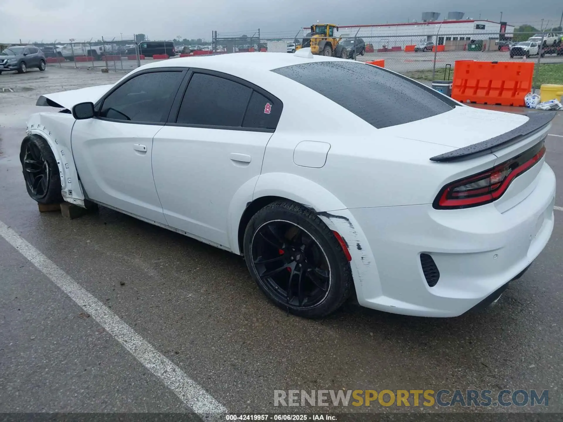 3 Photograph of a damaged car 2C3CDXGJ8LH164688 DODGE CHARGER 2020