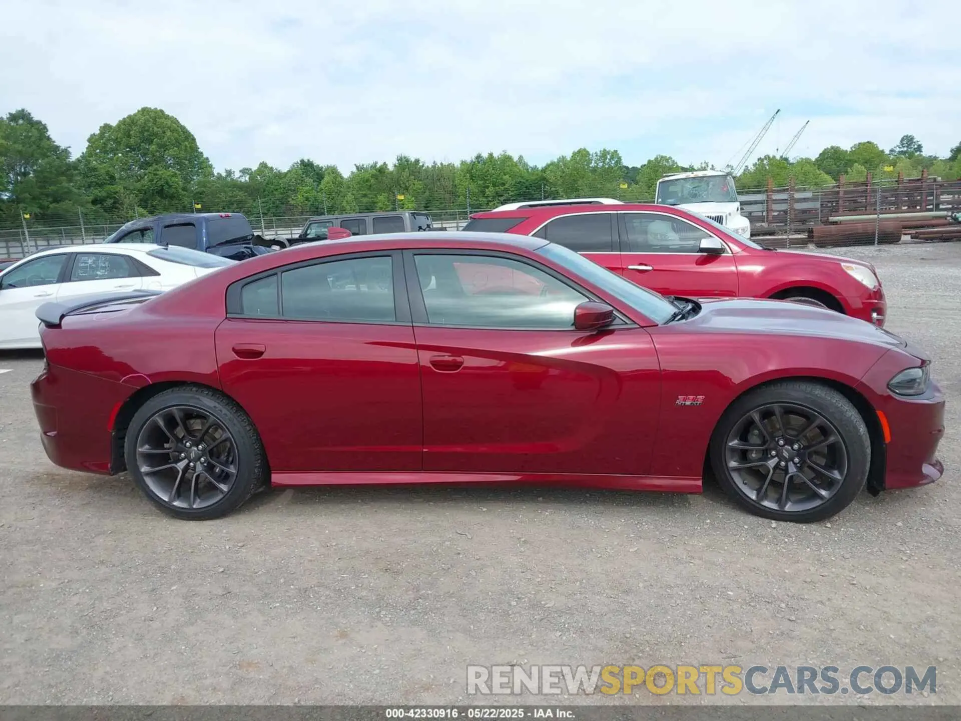 13 Photograph of a damaged car 2C3CDXGJ9LH112566 DODGE CHARGER 2020