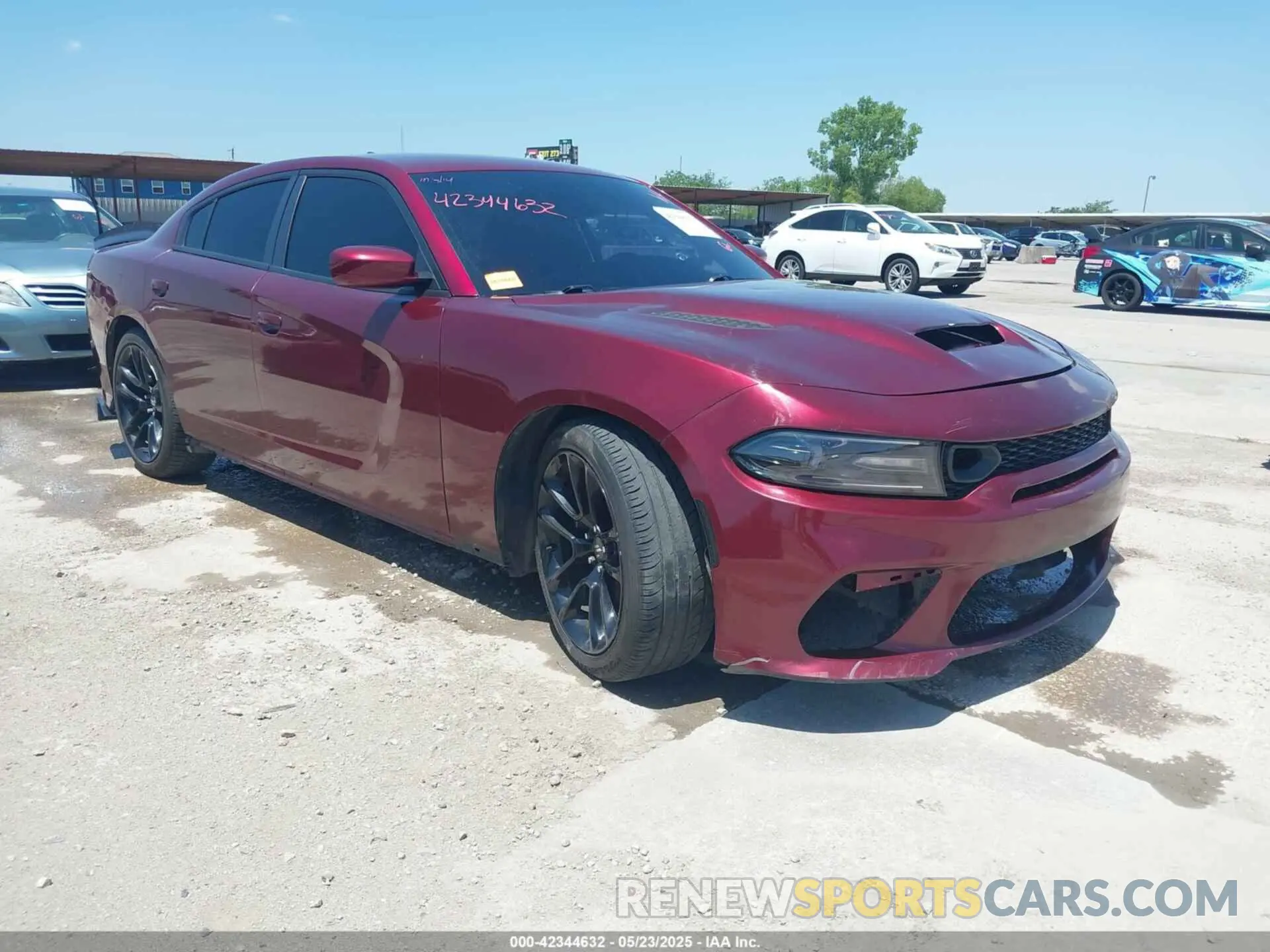 1 Photograph of a damaged car 2C3CDXGJXLH162277 DODGE CHARGER 2020