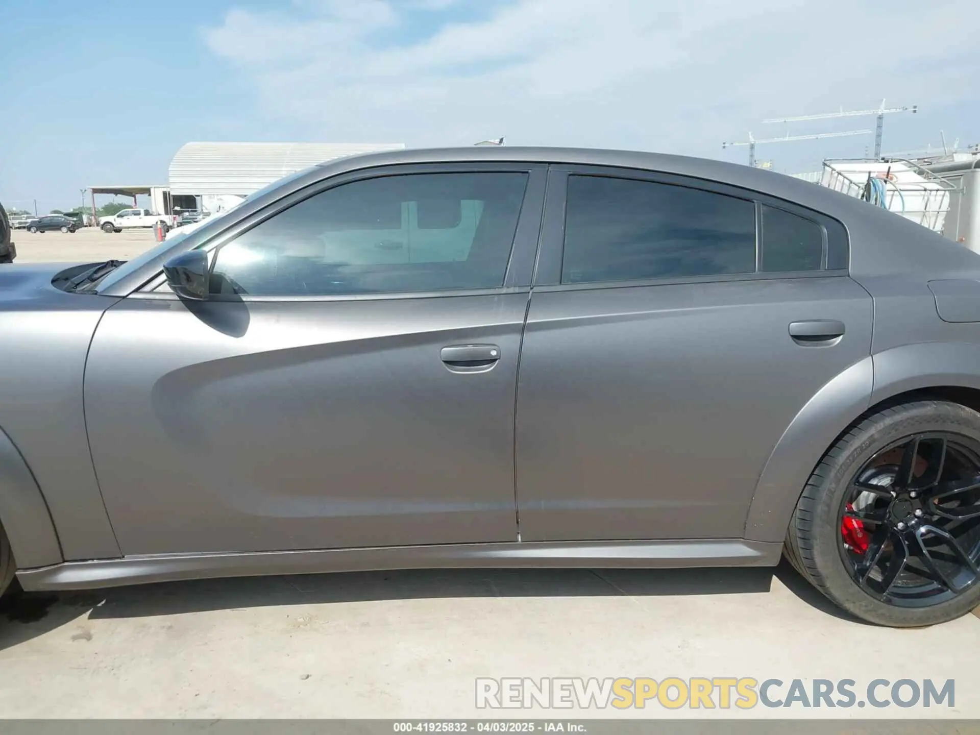 13 Photograph of a damaged car 2C3CDXGJXLH178950 DODGE CHARGER 2020
