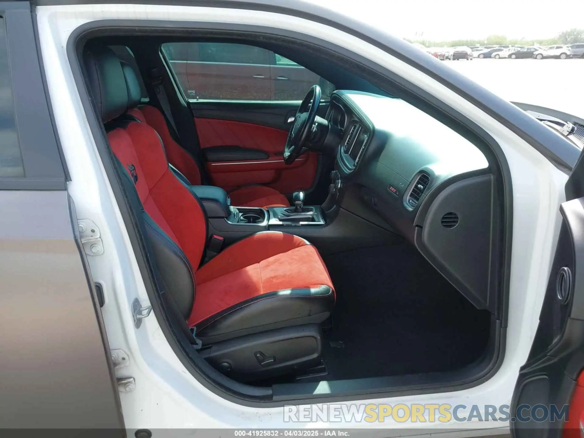 5 Photograph of a damaged car 2C3CDXGJXLH178950 DODGE CHARGER 2020