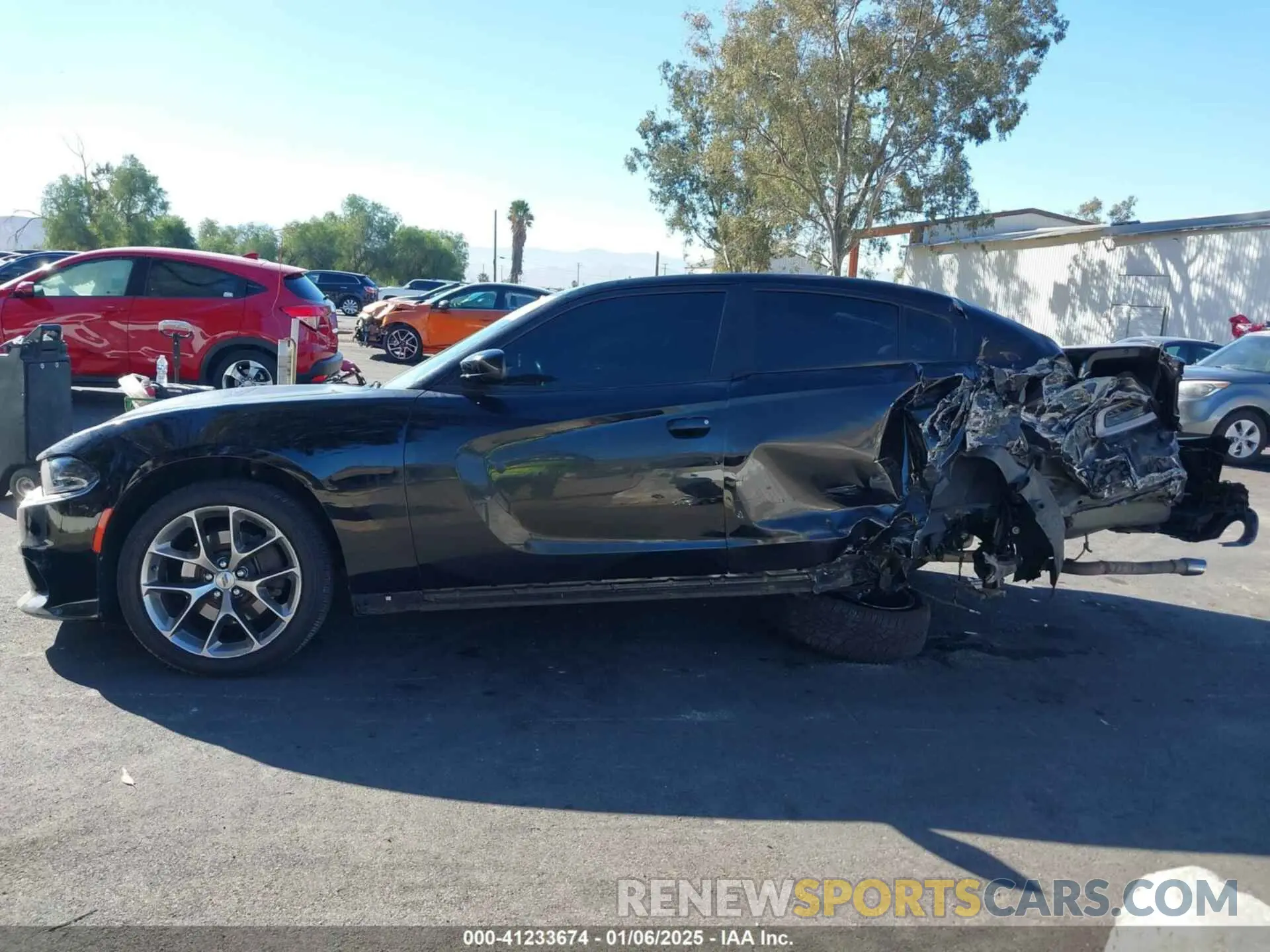 15 Photograph of a damaged car 2C3CDXHG4LH216899 DODGE CHARGER 2020