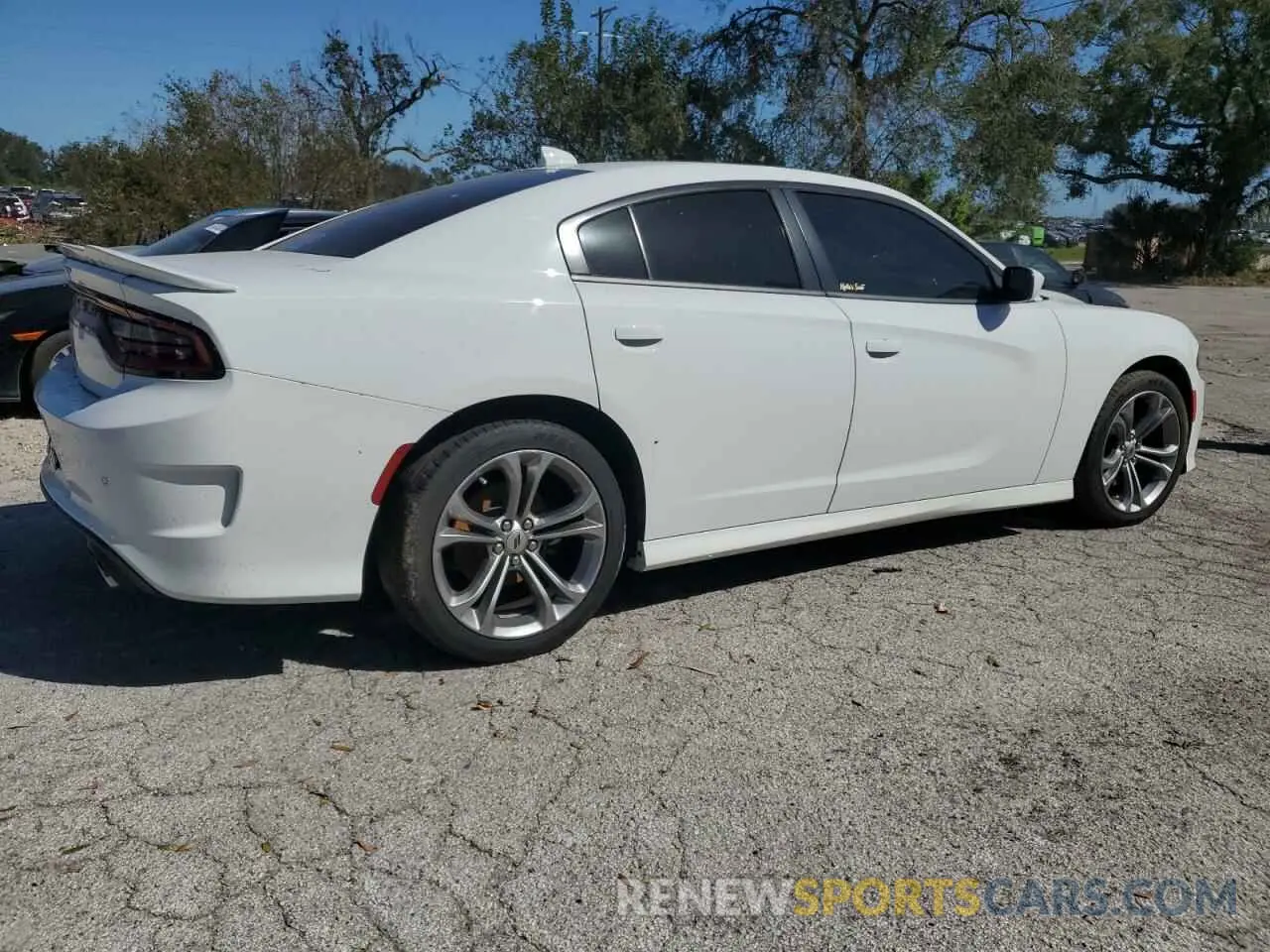 3 Photograph of a damaged car 2C3CDXHG6LH102418 DODGE CHARGER 2020