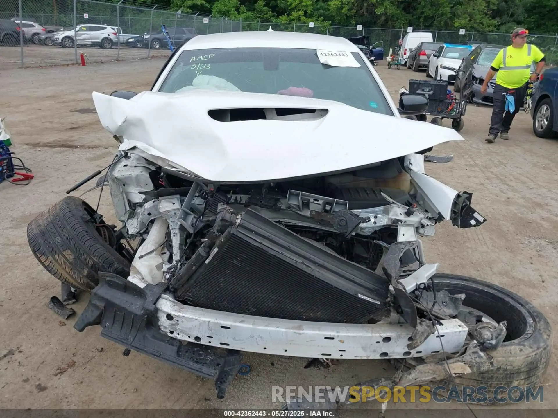 12 Photograph of a damaged car 2C3CDXHG7LH138246 DODGE CHARGER 2020