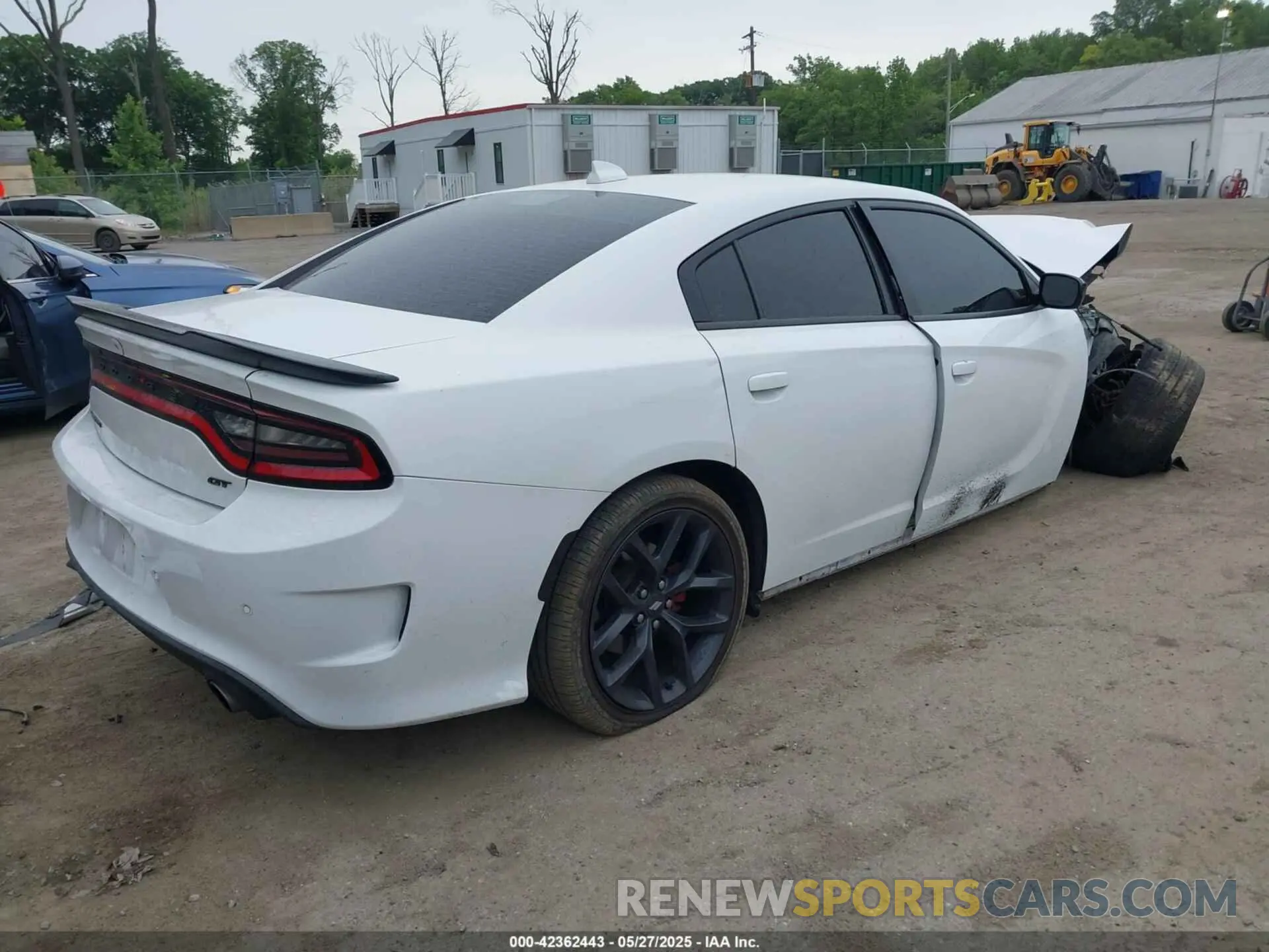 4 Photograph of a damaged car 2C3CDXHG7LH138246 DODGE CHARGER 2020