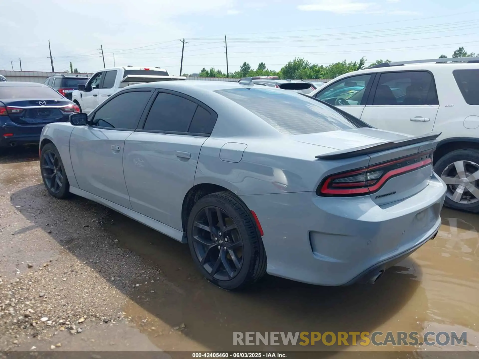 3 Photograph of a damaged car 2C3CDXHG7LH252070 DODGE CHARGER 2020