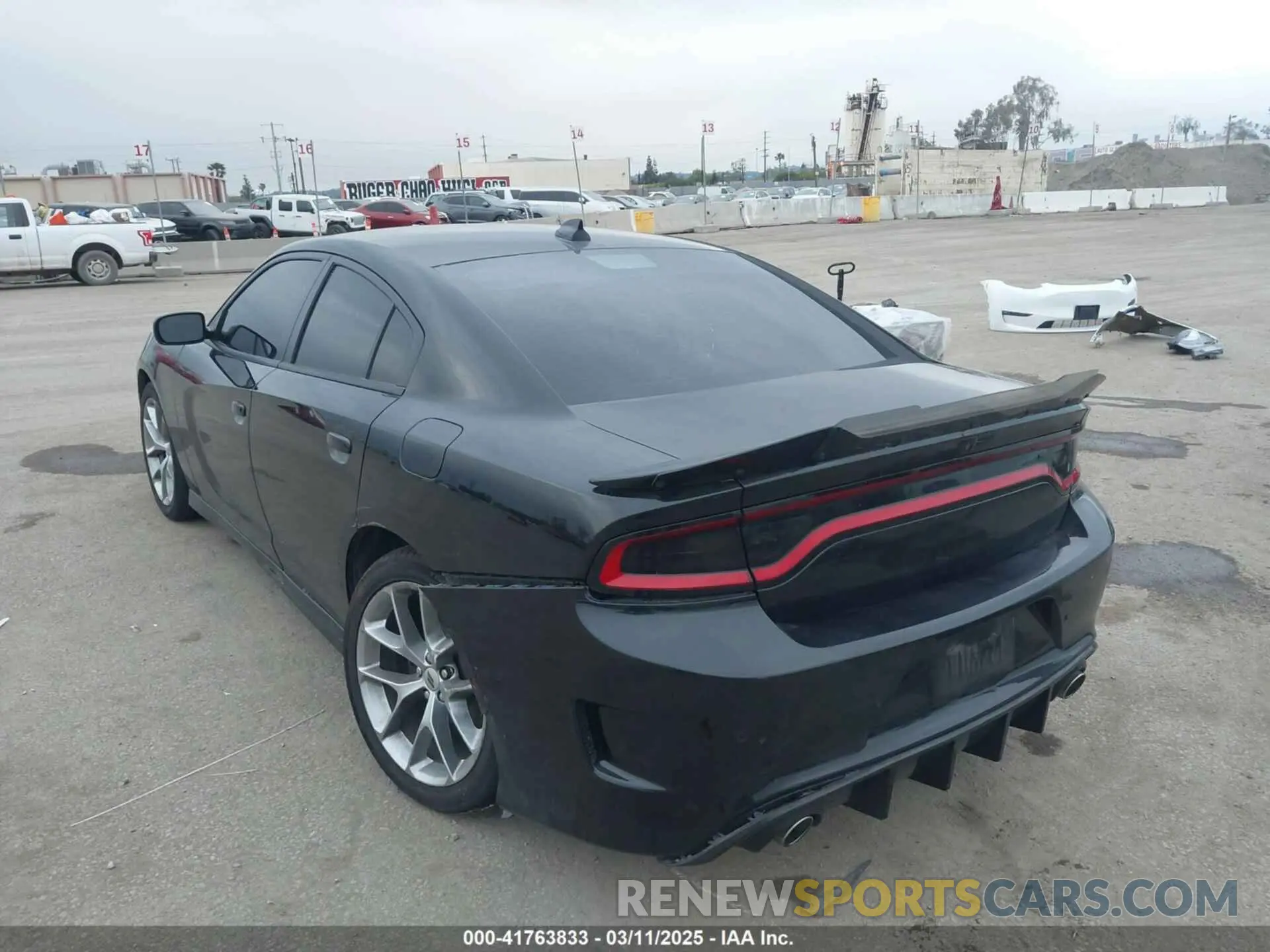 3 Photograph of a damaged car 2C3CDXHG8LH238548 DODGE CHARGER 2020
