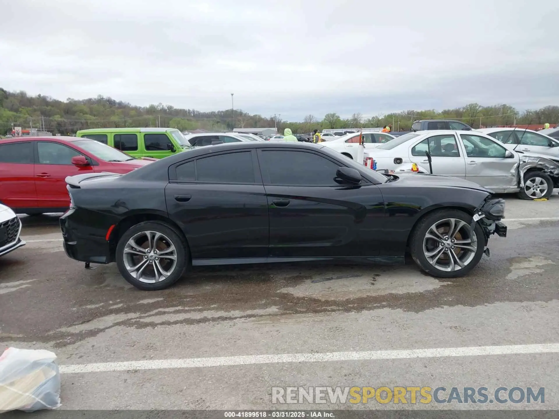 14 Photograph of a damaged car 2C3CDXHG9LH142282 DODGE CHARGER 2020
