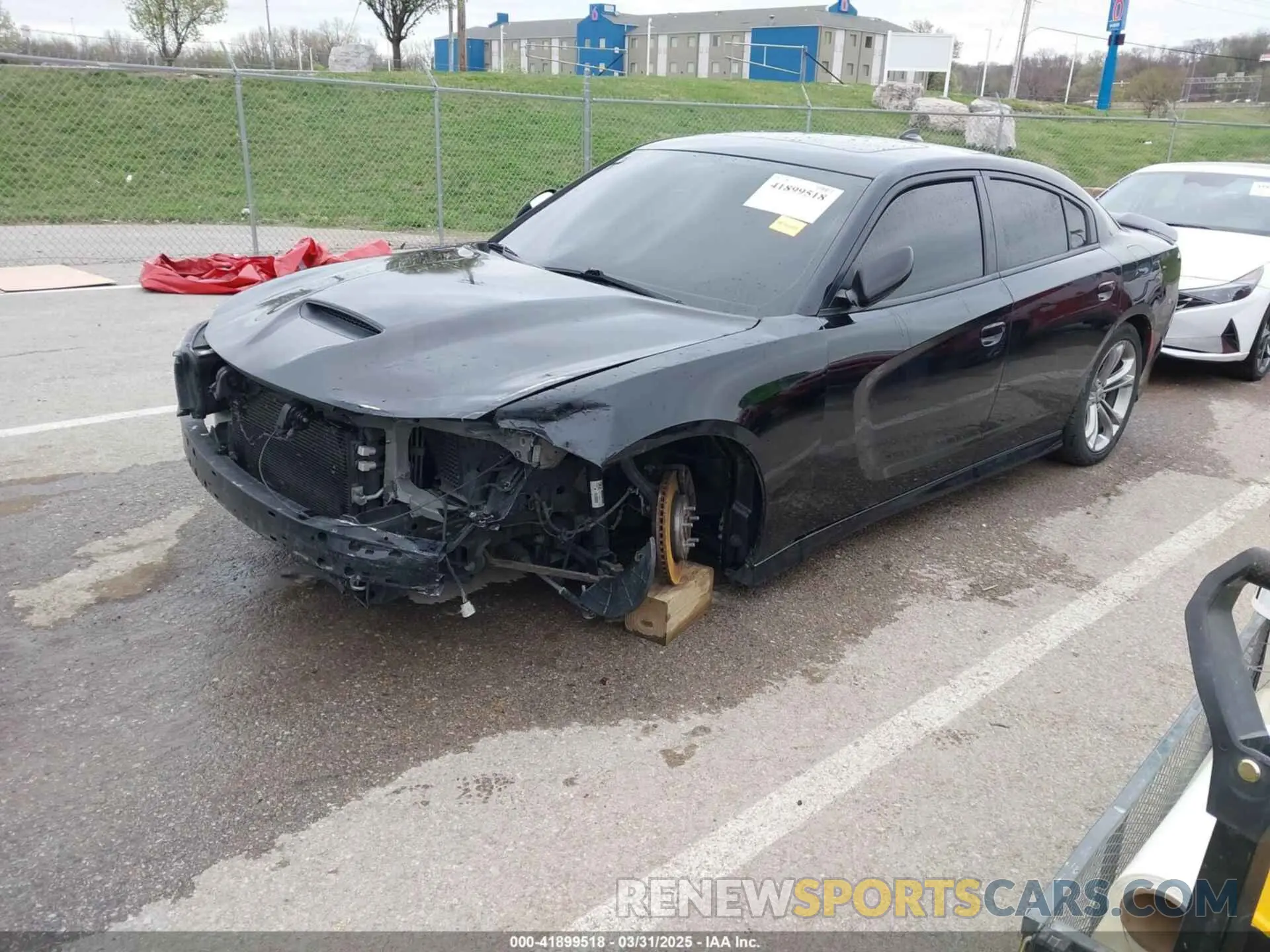 2 Photograph of a damaged car 2C3CDXHG9LH142282 DODGE CHARGER 2020