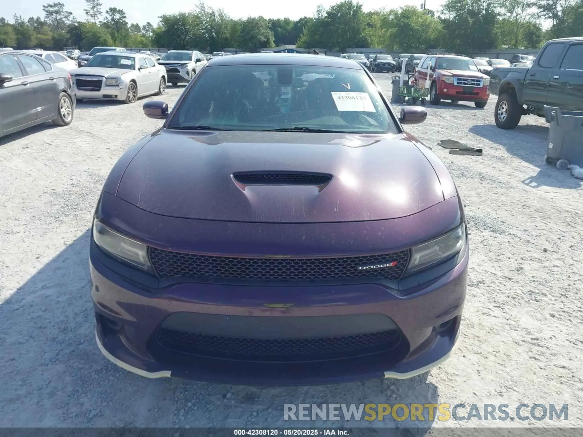 12 Photograph of a damaged car 2C3CDXHG9LH220026 DODGE CHARGER 2020