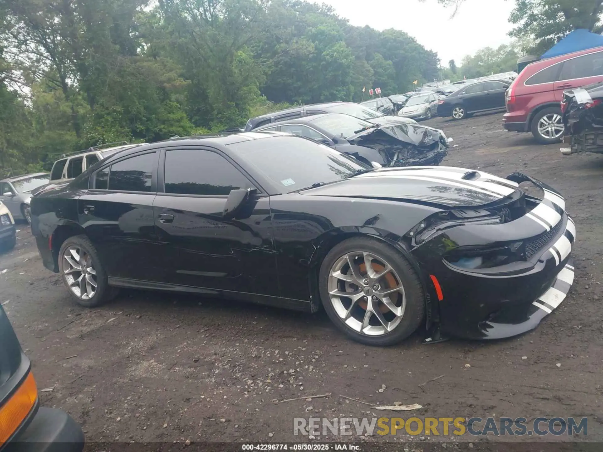 13 Photograph of a damaged car 2C3CDXHGXLH212467 DODGE CHARGER 2020