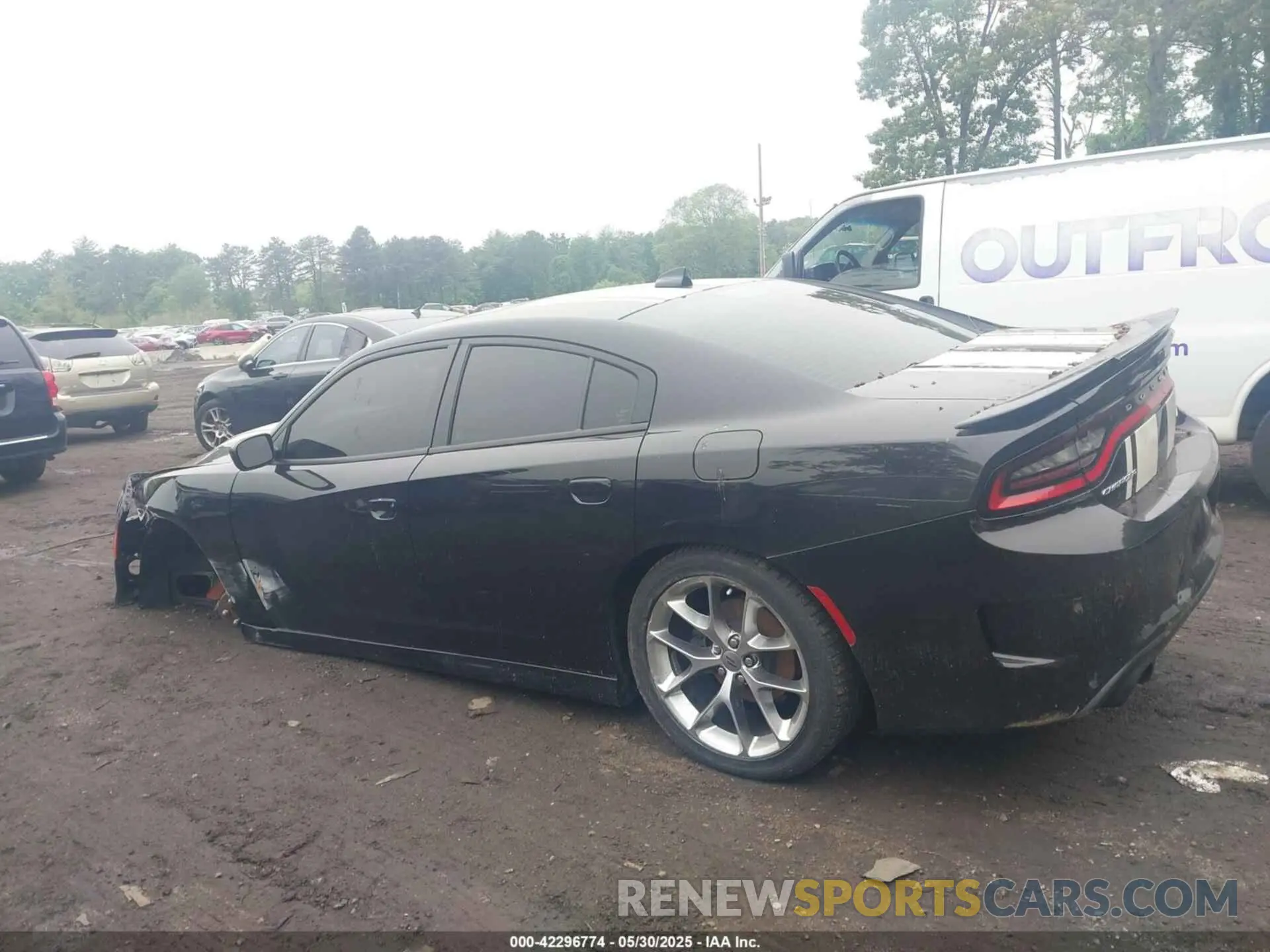 14 Photograph of a damaged car 2C3CDXHGXLH212467 DODGE CHARGER 2020