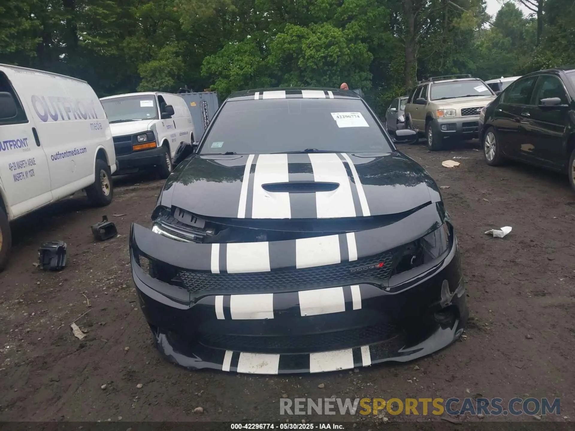6 Photograph of a damaged car 2C3CDXHGXLH212467 DODGE CHARGER 2020