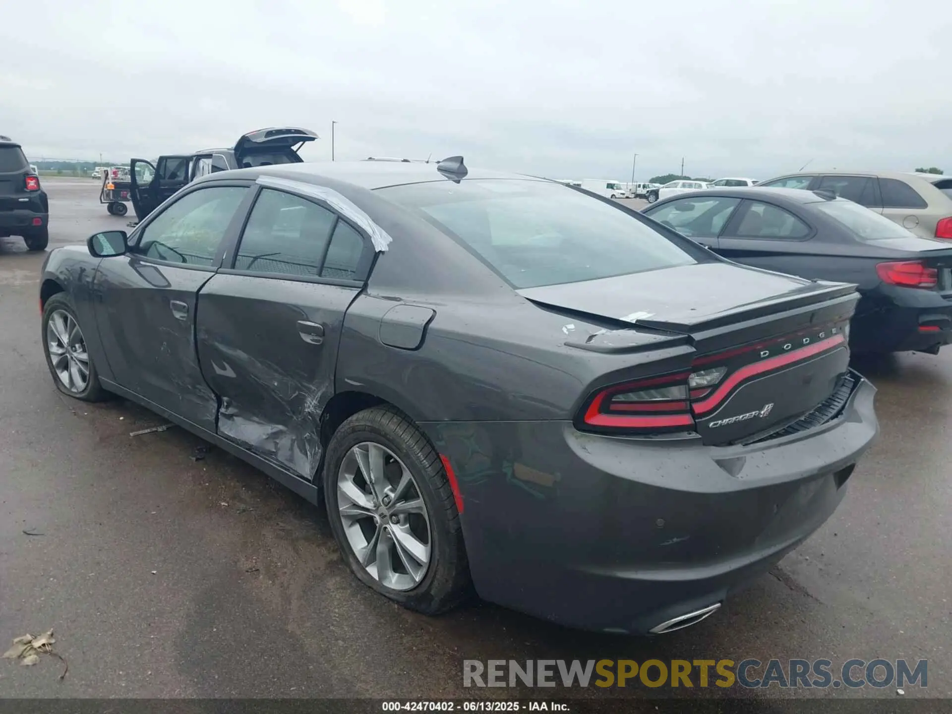 3 Photograph of a damaged car 2C3CDXJG2LH127780 DODGE CHARGER 2020
